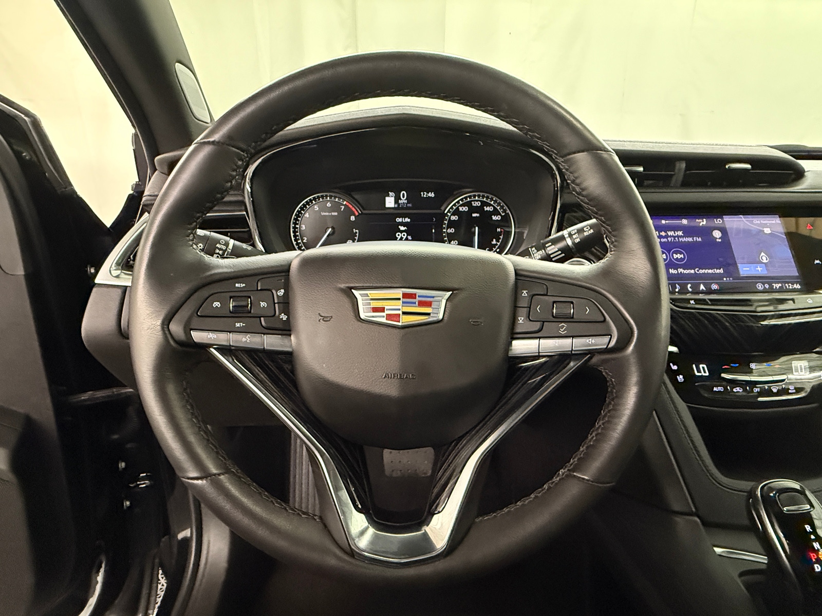 Thumbnail: 2025 Cadillac XT6 - 4