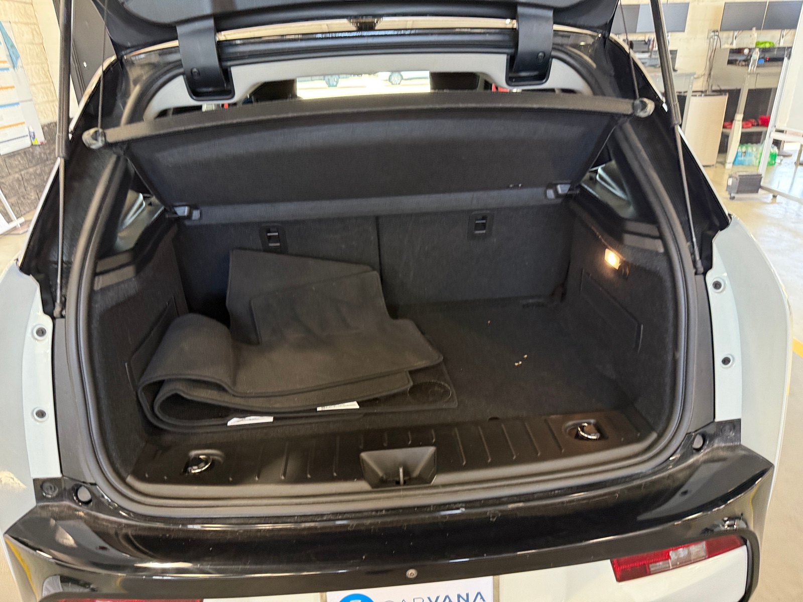 Thumbnail: 2019 BMW i3 - 7