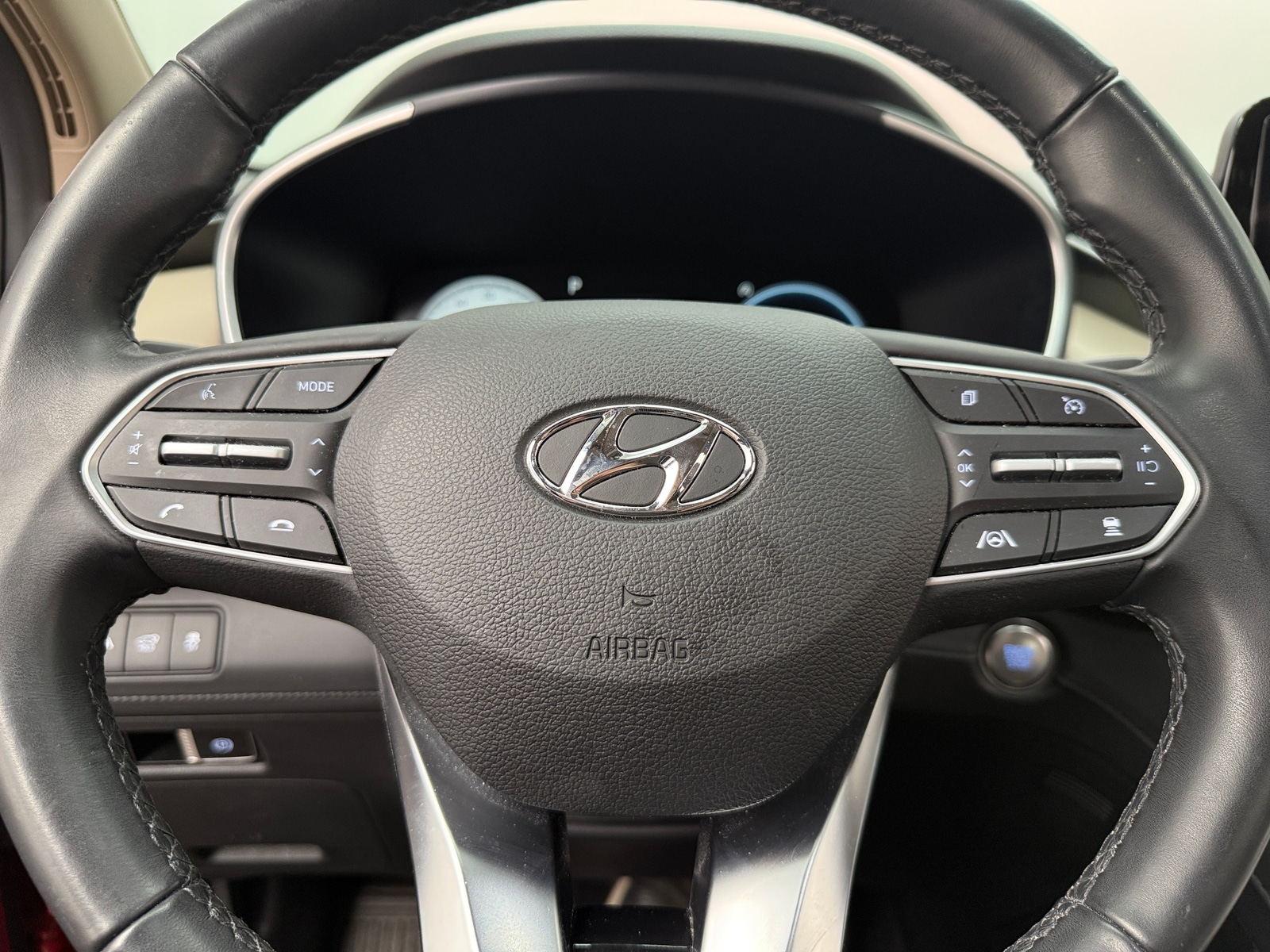 Thumbnail: 2023 Hyundai Santa Fe - 5