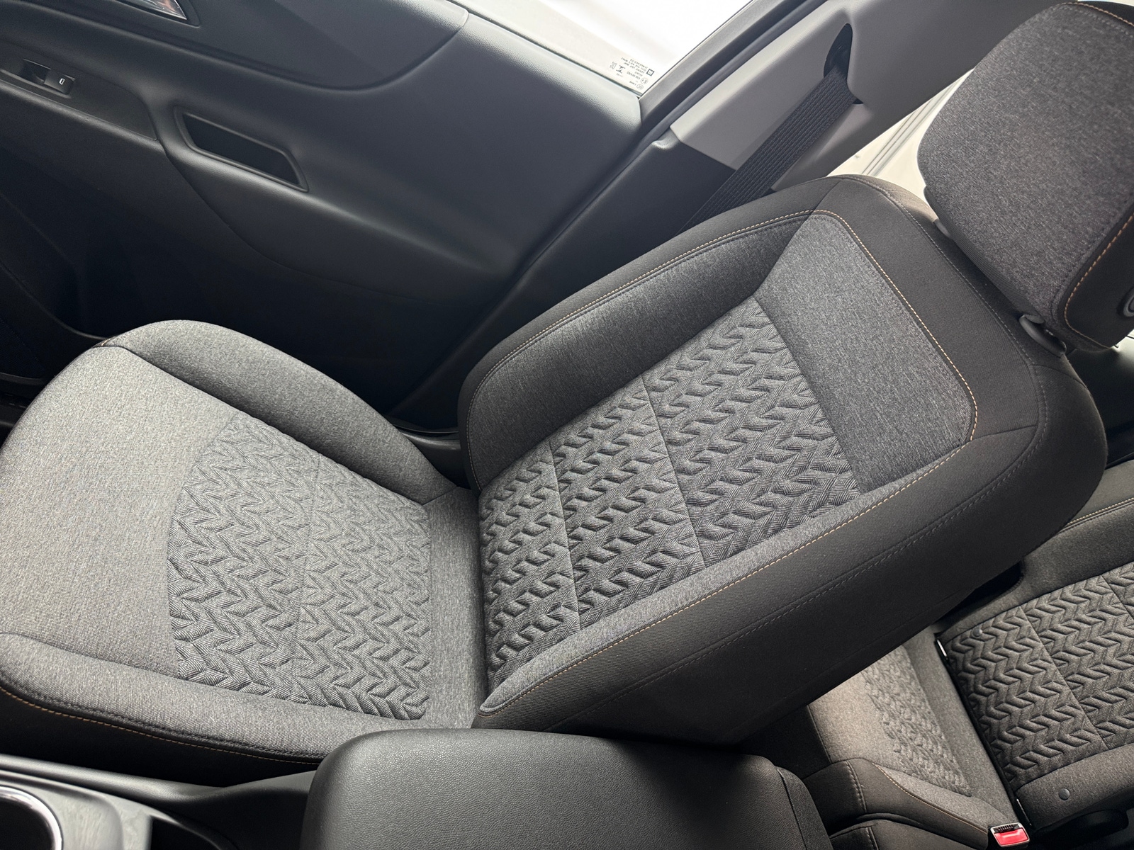 Thumbnail: 2023 Chevrolet Equinox - 2