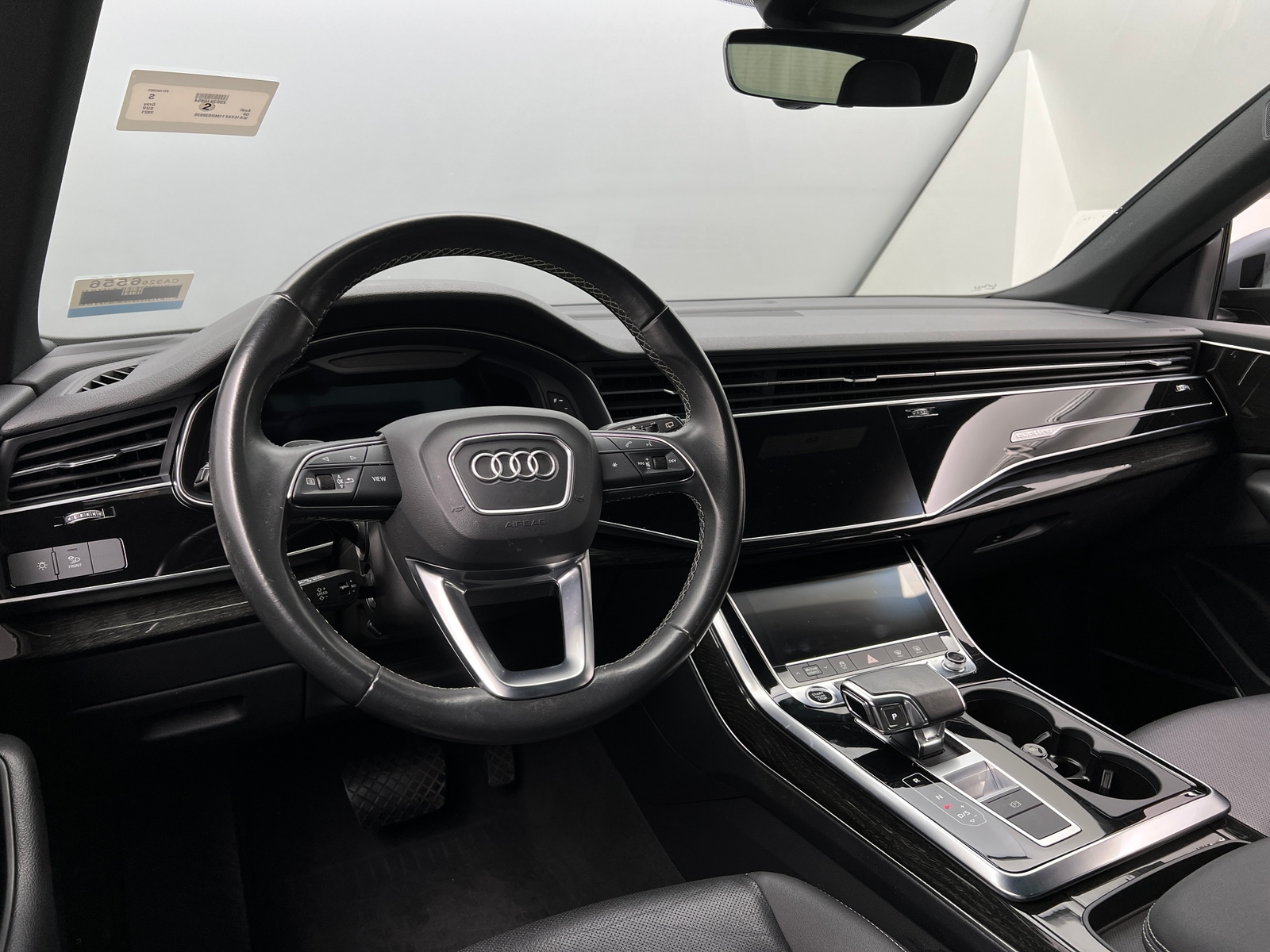 Thumbnail: 2021 Audi Q8 - 2