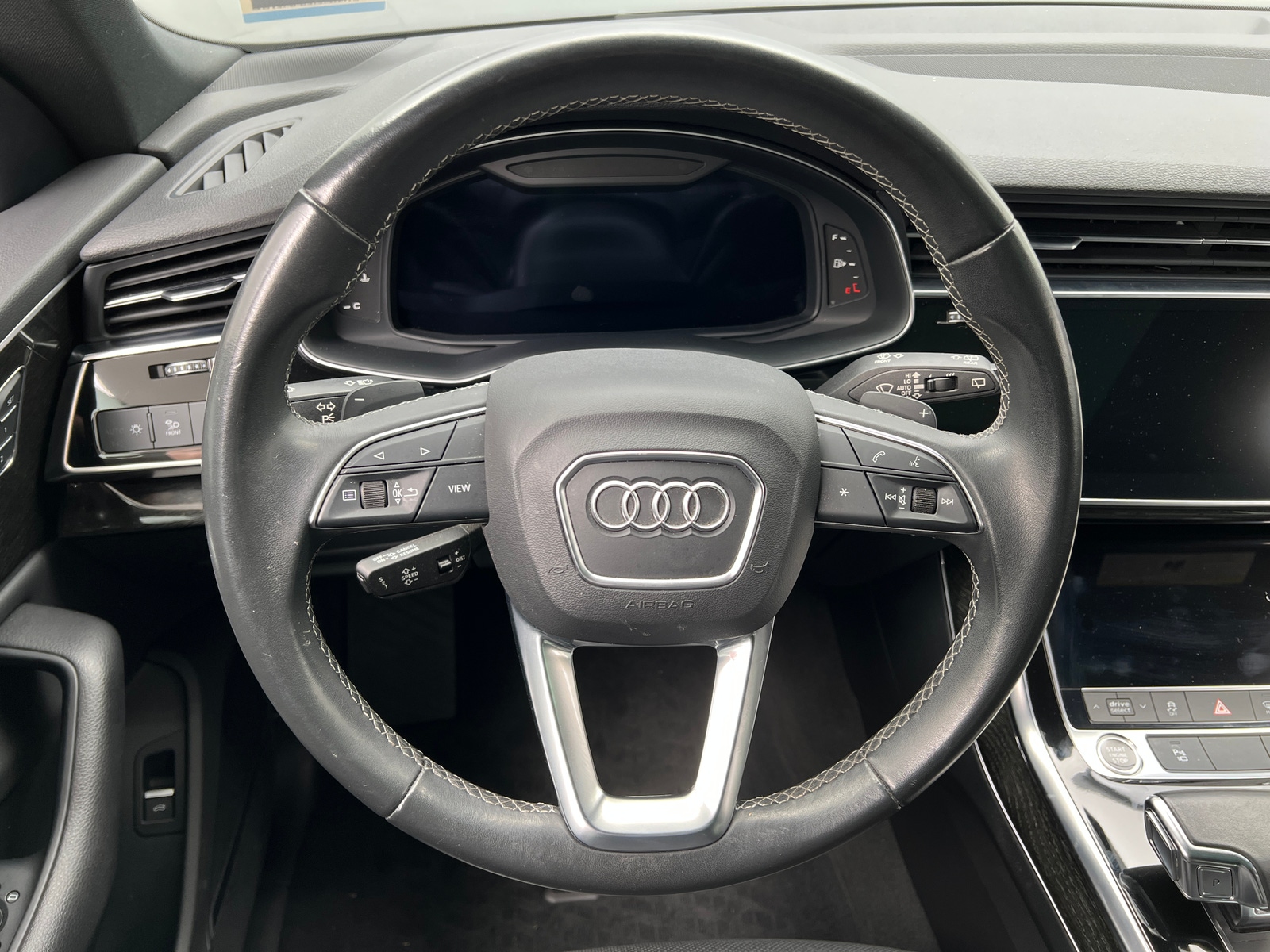 Thumbnail: 2021 Audi Q8 - 4