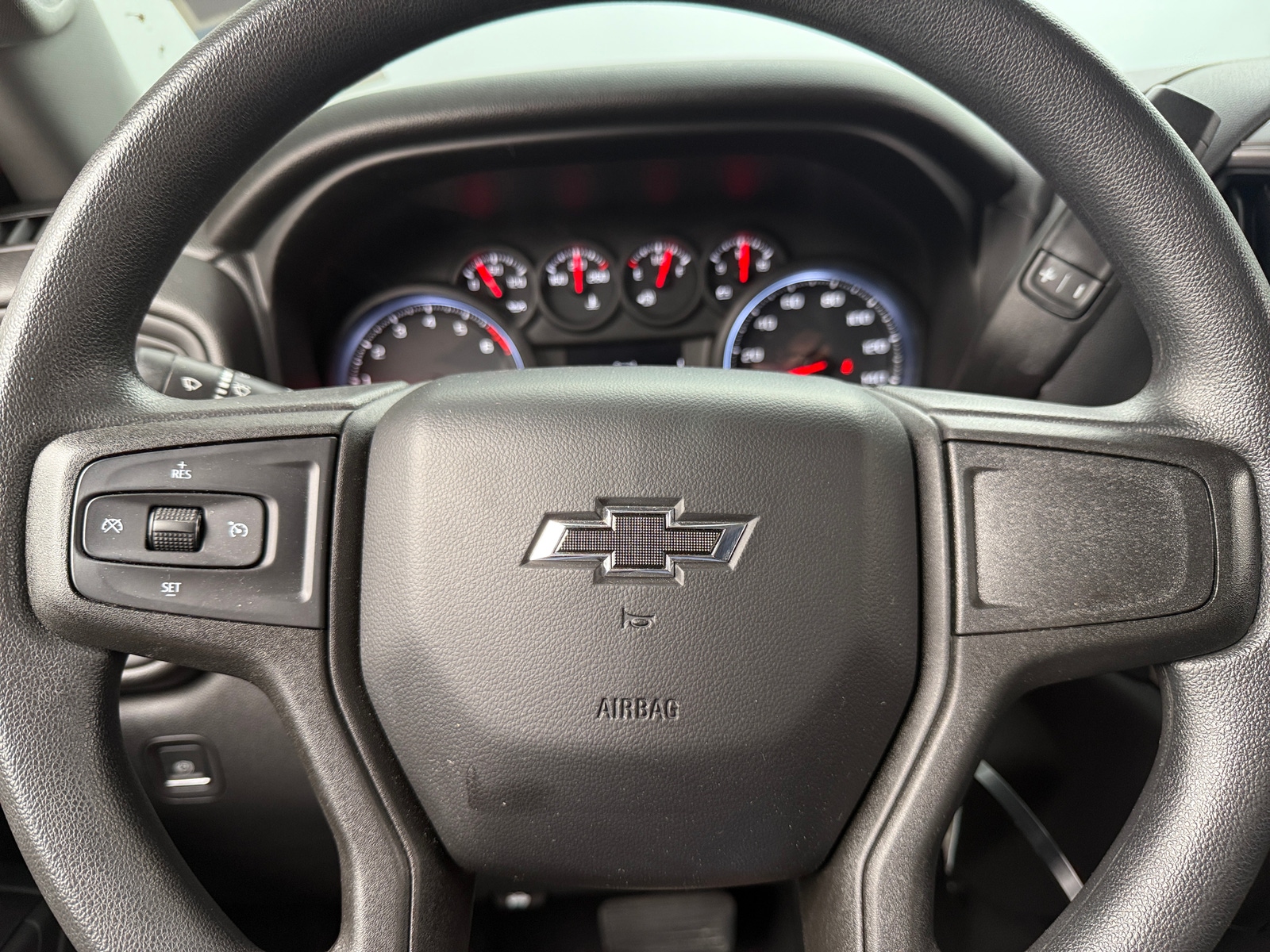 Thumbnail: 2019 Chevrolet Silverado 1500 - 5