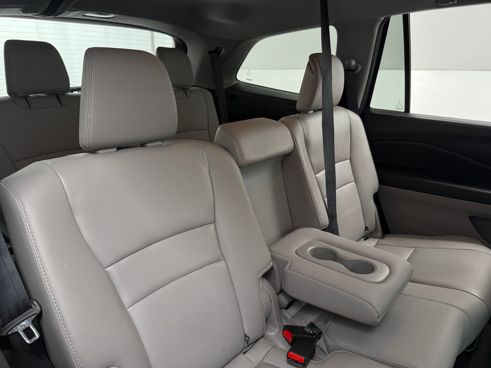 Thumbnail: 2018 Honda Pilot - 5