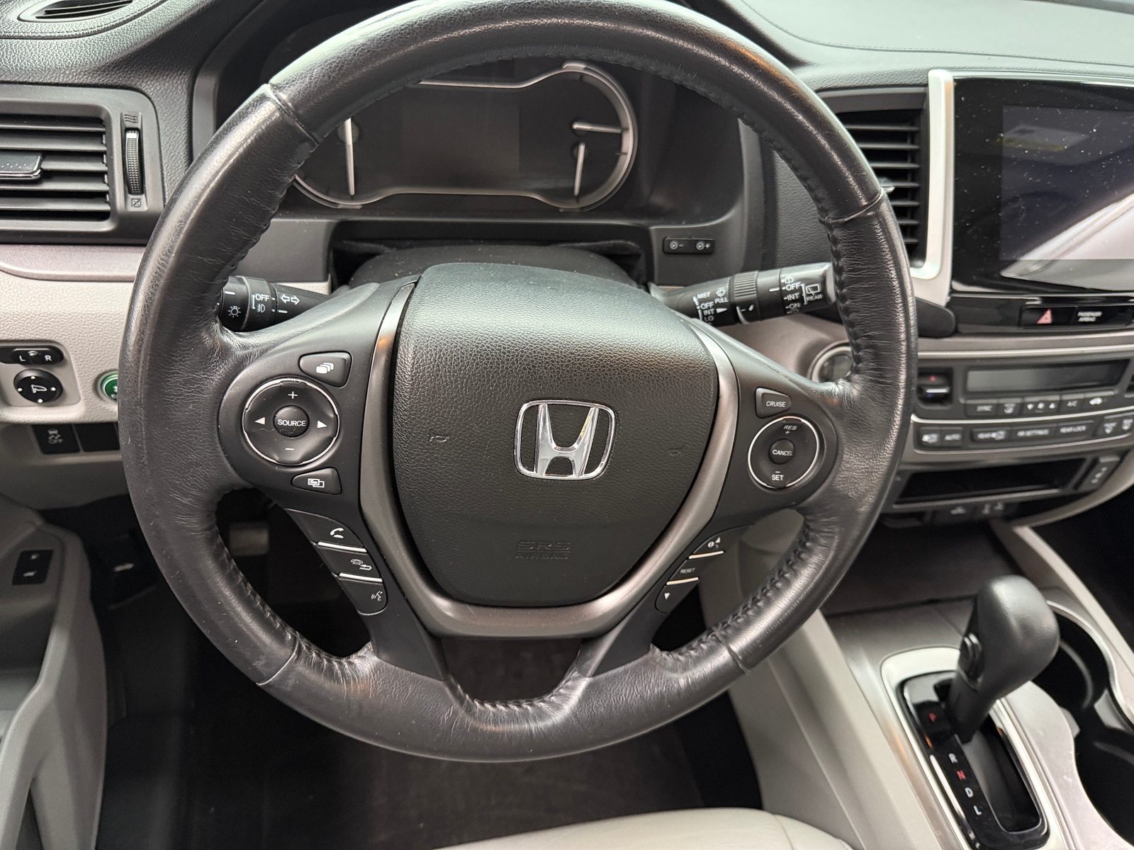 Thumbnail: 2018 Honda Pilot - 4
