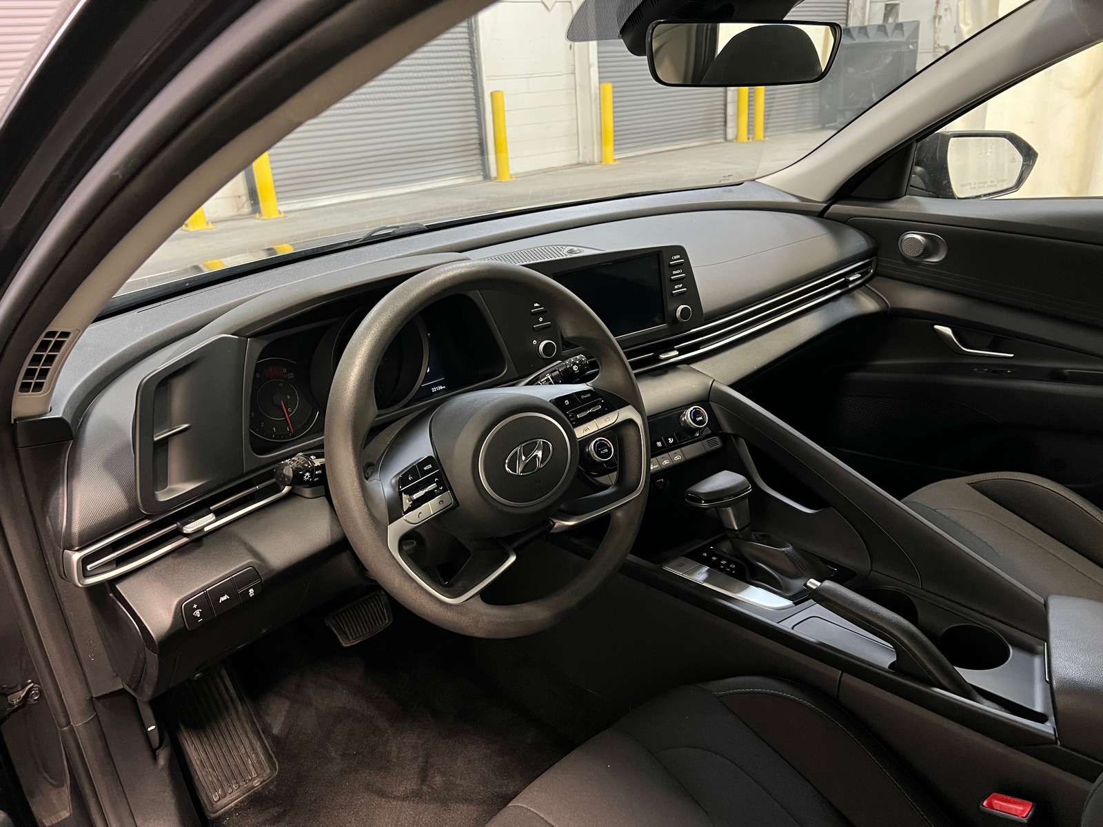 Thumbnail: 2021 Hyundai Elantra - 3