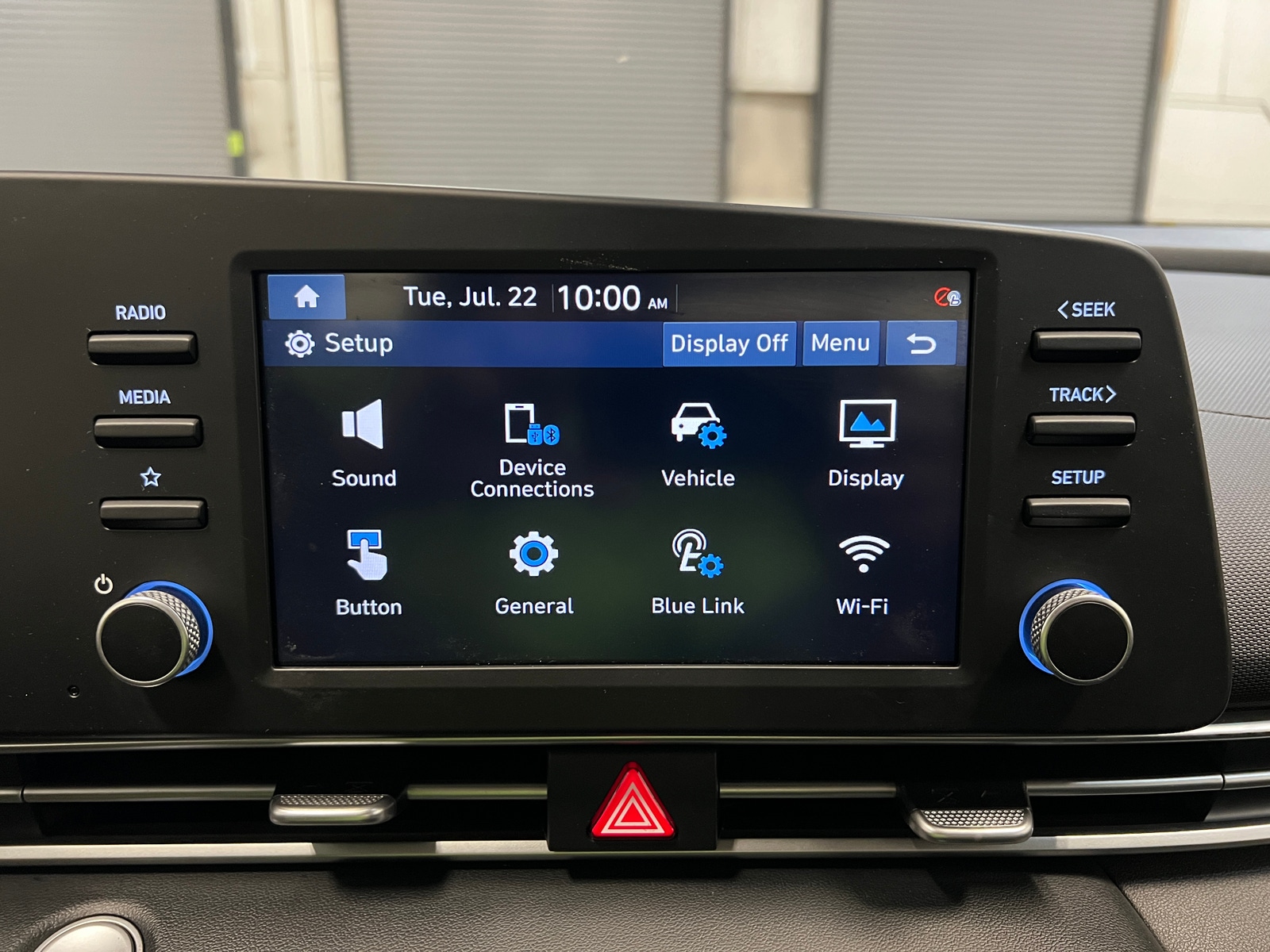 Thumbnail: 2021 Hyundai Elantra - 4