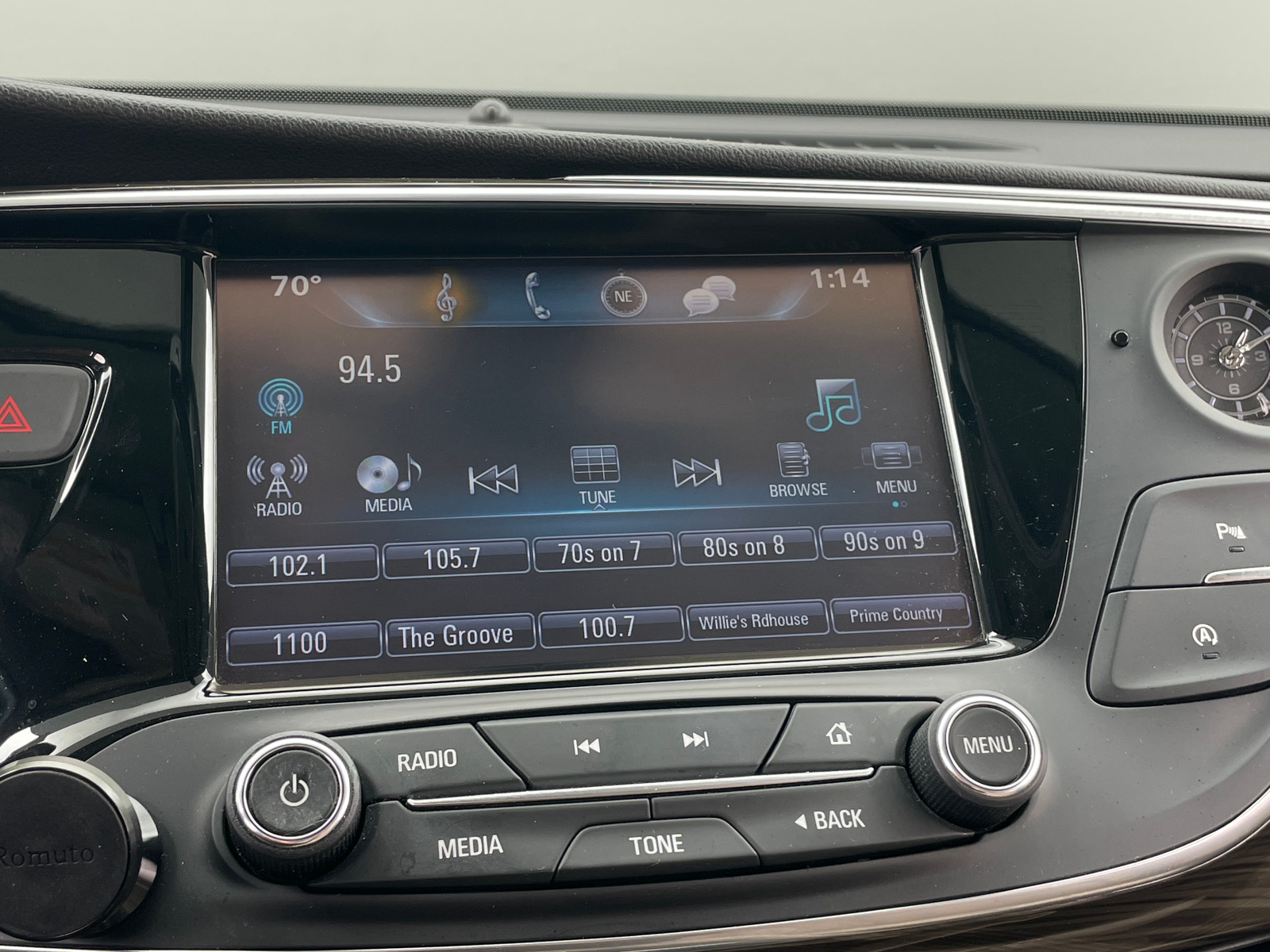 Thumbnail: 2019 Buick Envision - 3