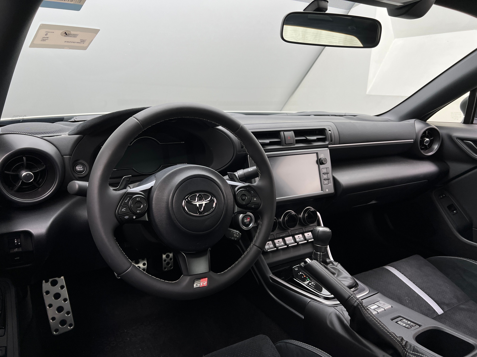 Thumbnail: 2023 Toyota GR86 - 2