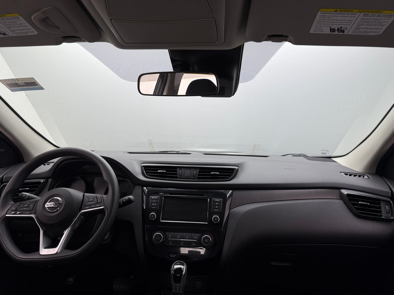 Thumbnail: 2020 Nissan Rogue Sport - 3