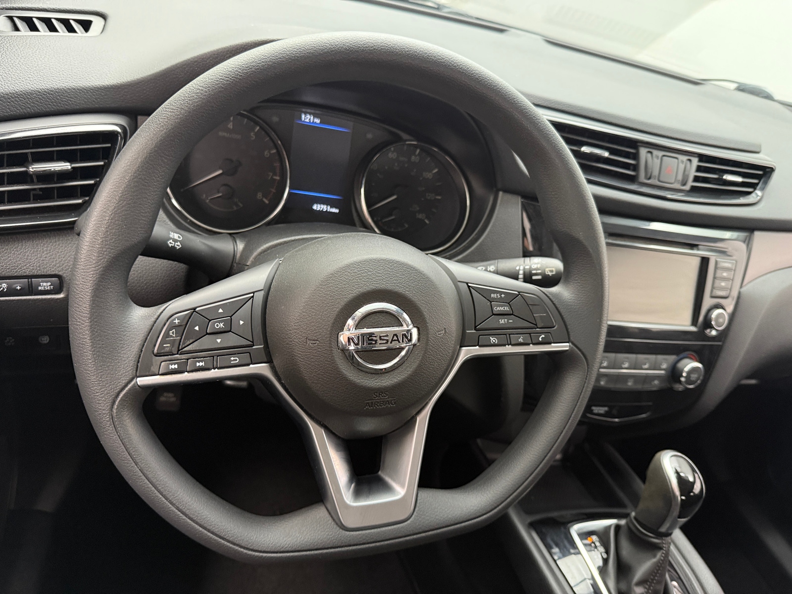 Thumbnail: 2020 Nissan Rogue Sport - 5