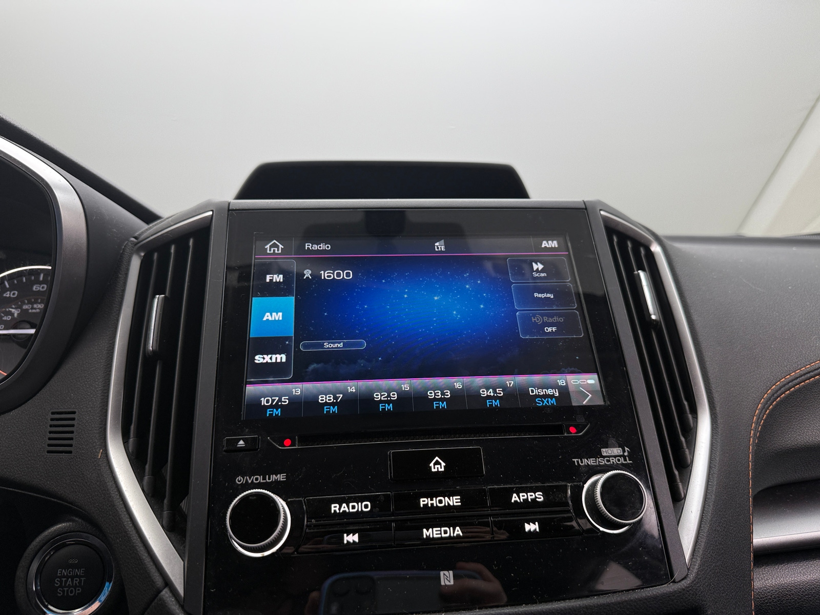 Thumbnail: 2022 Subaru Crosstrek - 3