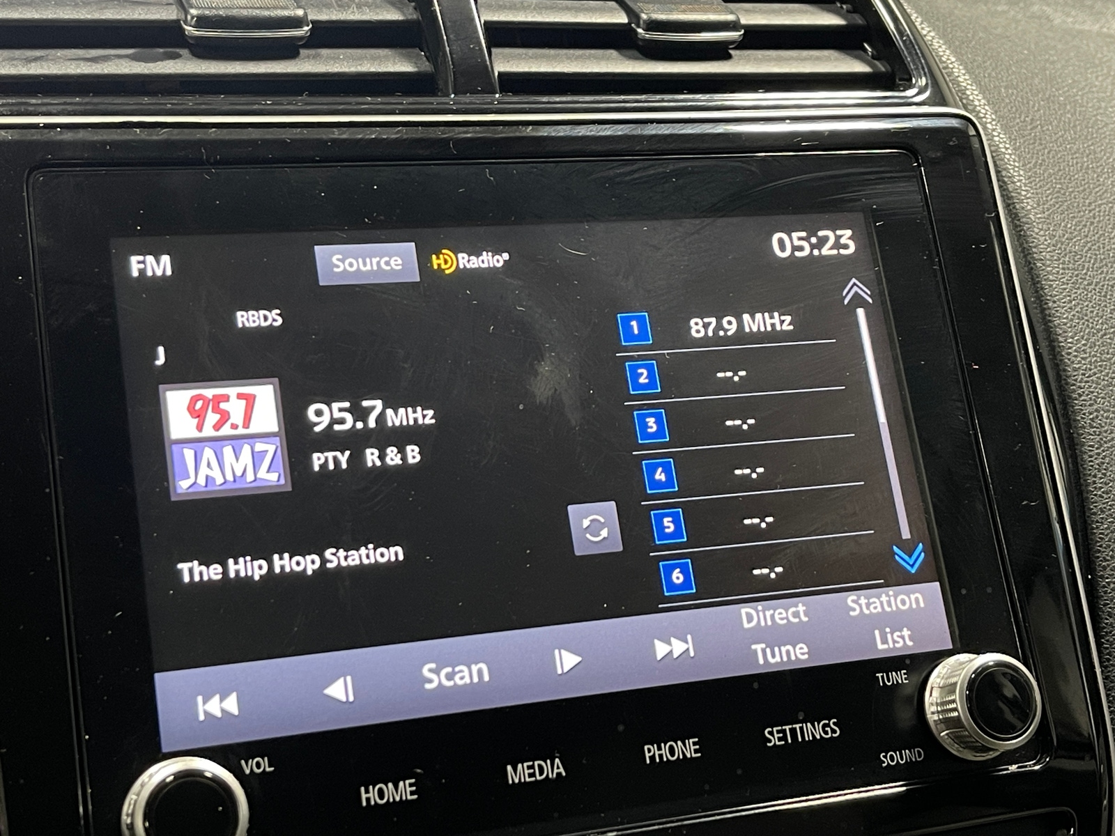 Thumbnail: 2020 Mitsubishi Outlander Sport - 4