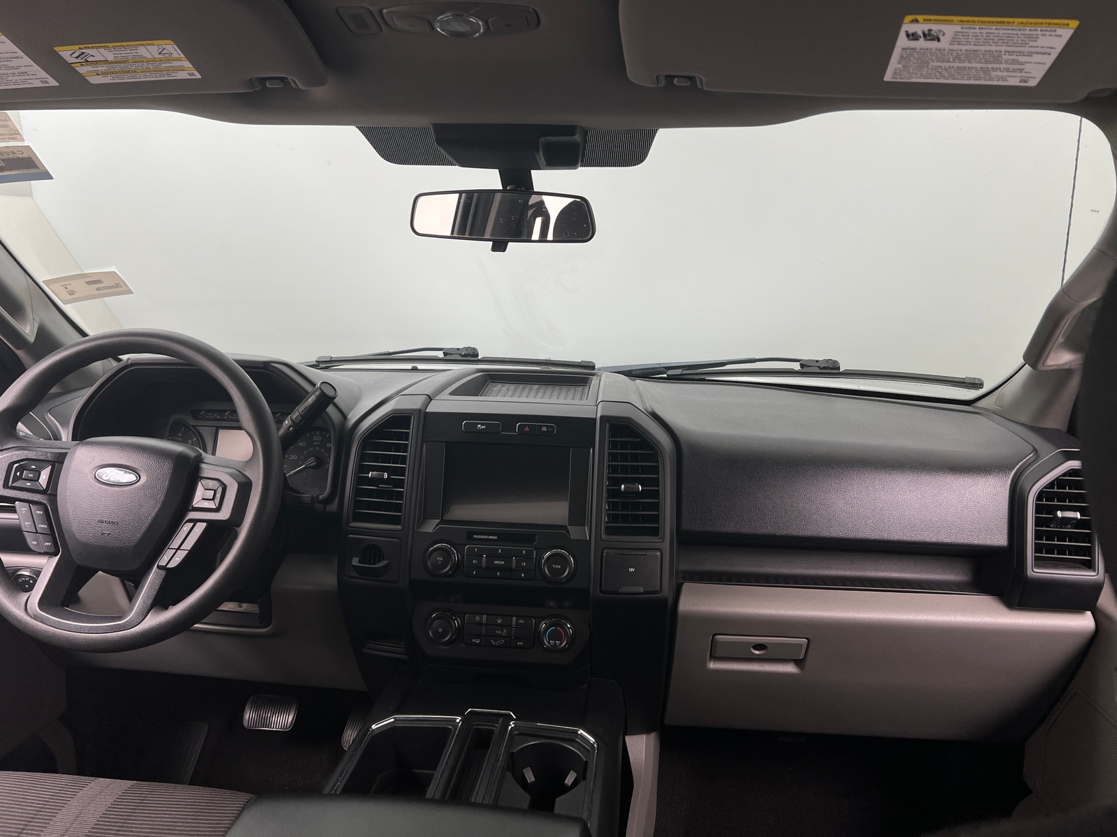 Thumbnail: 2020 Ford Econoline - 3