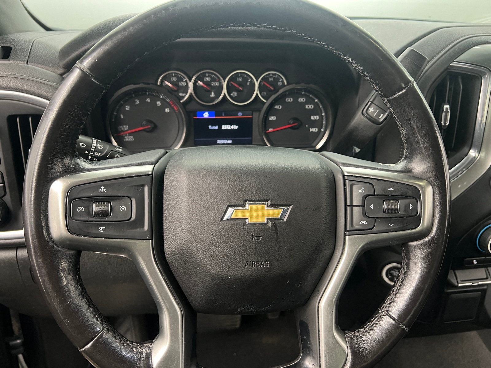 Thumbnail: 2022 Chevrolet Silverado 1500 - 5
