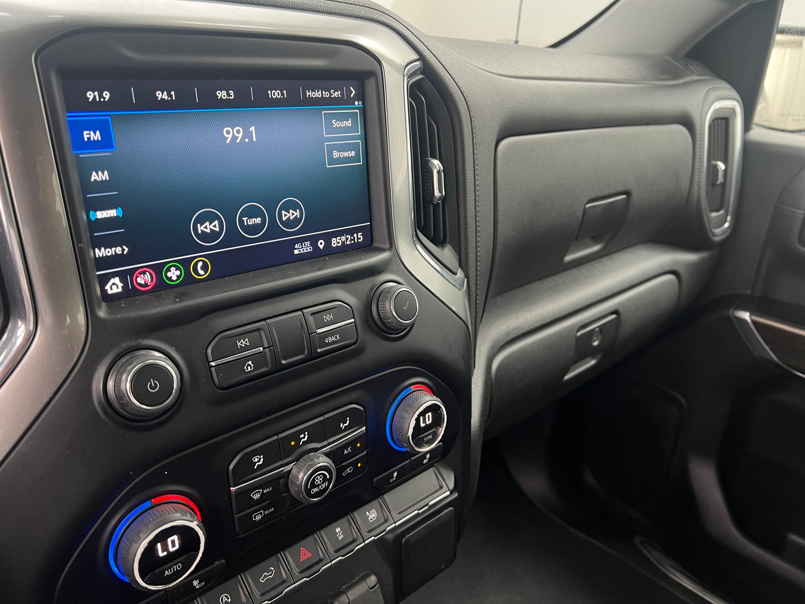 Thumbnail: 2022 Chevrolet Silverado 1500 - 4