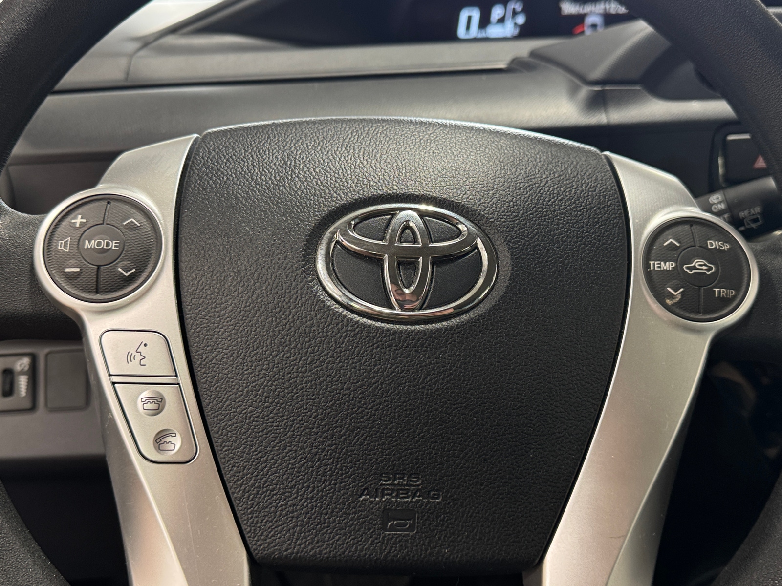 Thumbnail: 2016 Toyota Prius c - 5