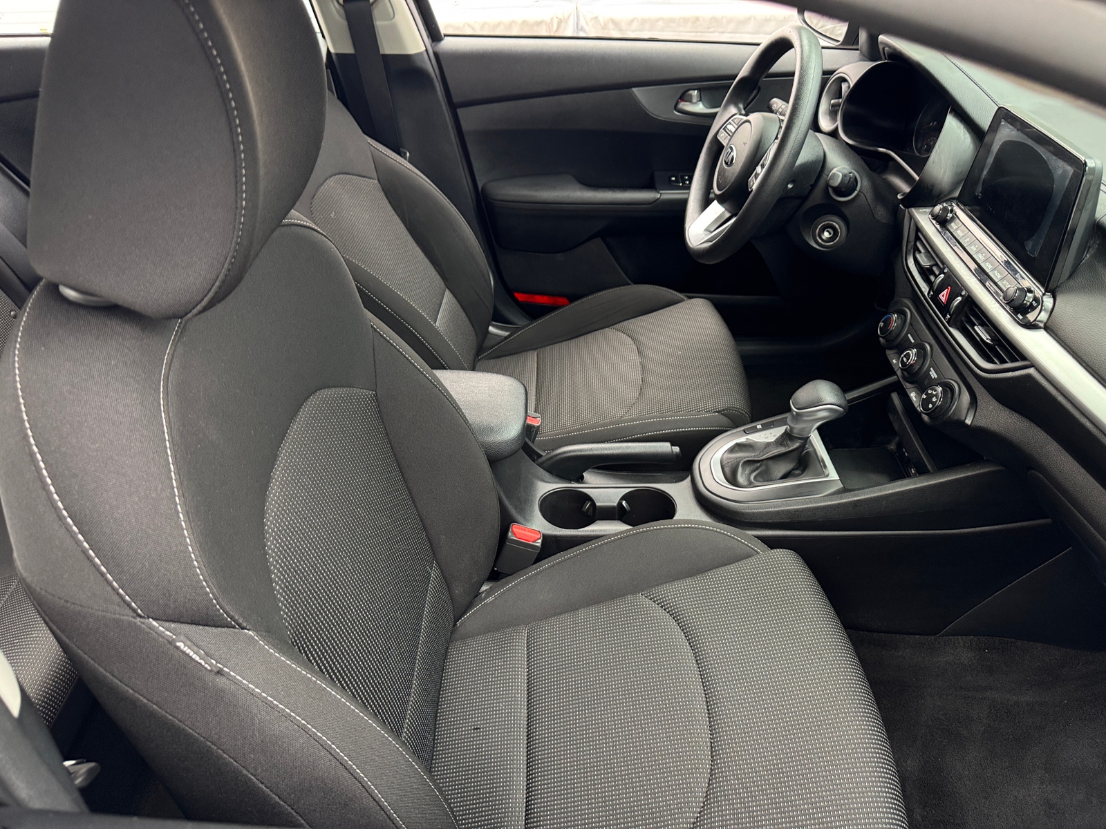 Thumbnail: 2020 Kia Forte - 2