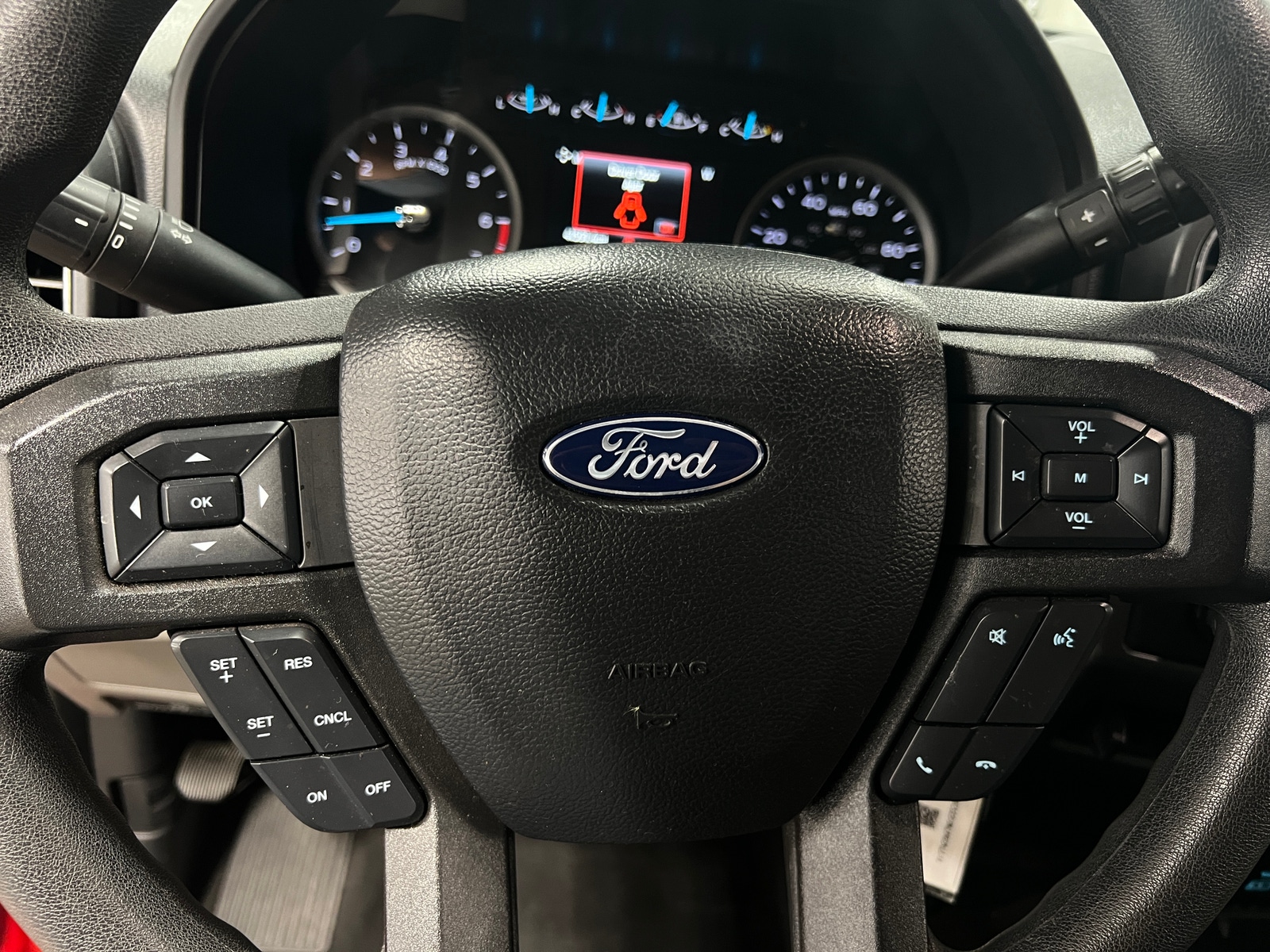 Thumbnail: 2022 Ford Econoline - 5
