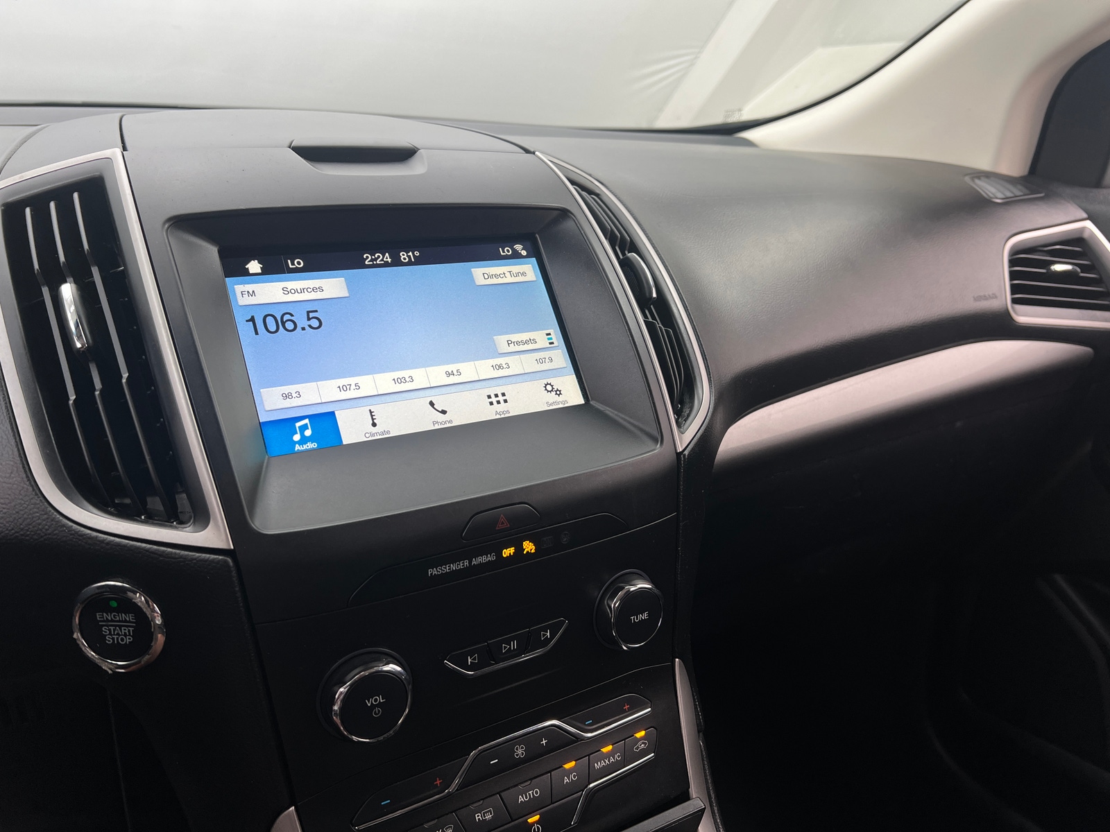 Thumbnail: 2019 Ford Edge - 4