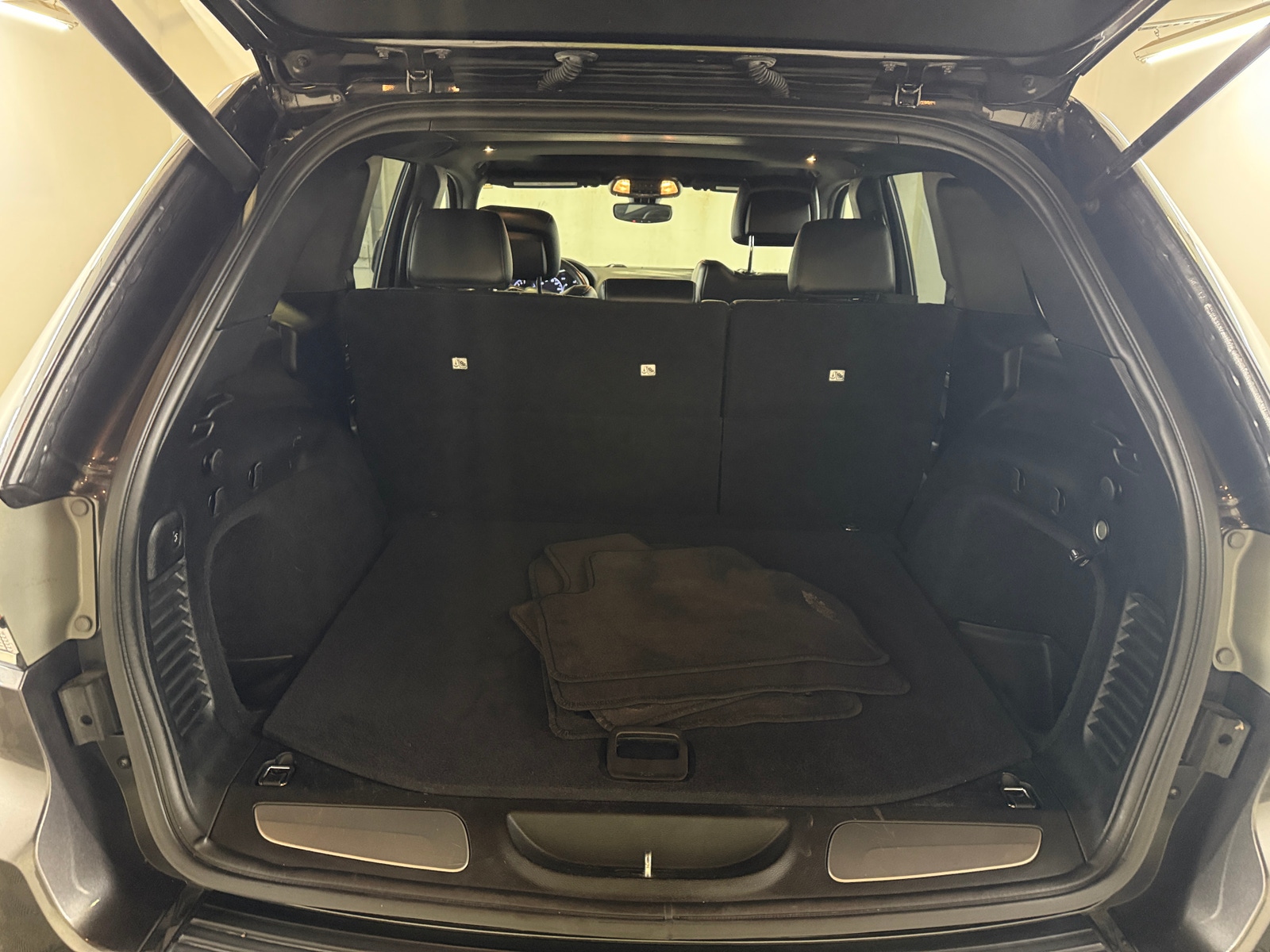 Thumbnail: 2018 Jeep Grand Cherokee - 6