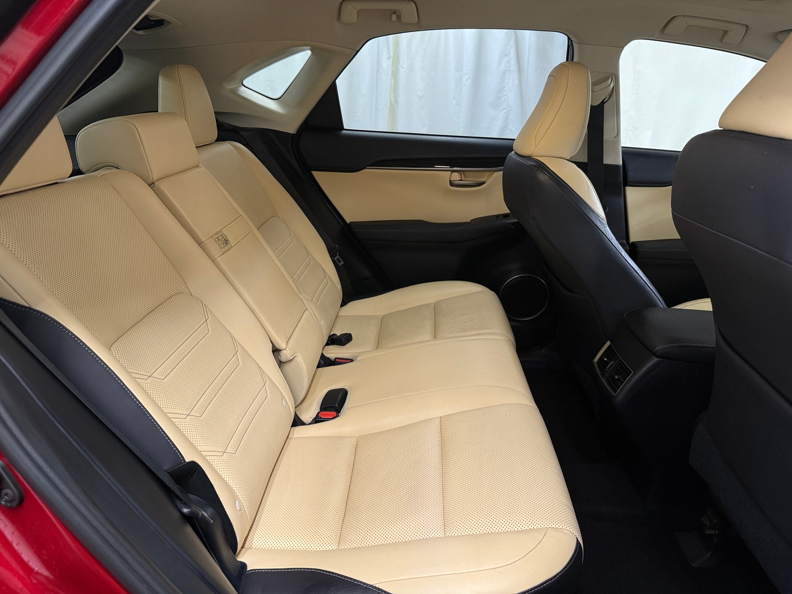 Thumbnail: 2015 Lexus NX - 5
