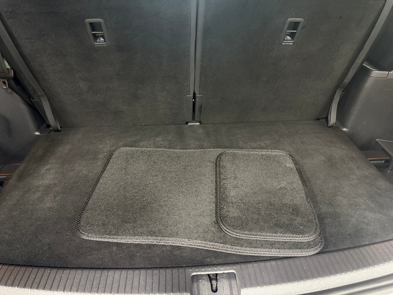 Thumbnail: 2021 Volkswagen Atlas - 6