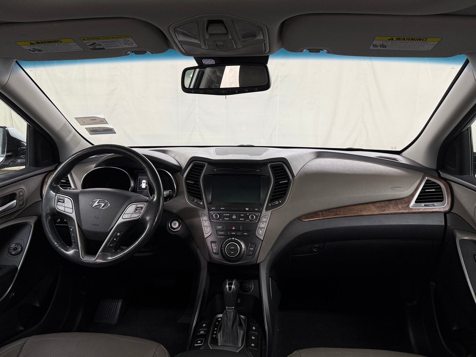 Thumbnail: 2017 Hyundai Santa Fe - 2