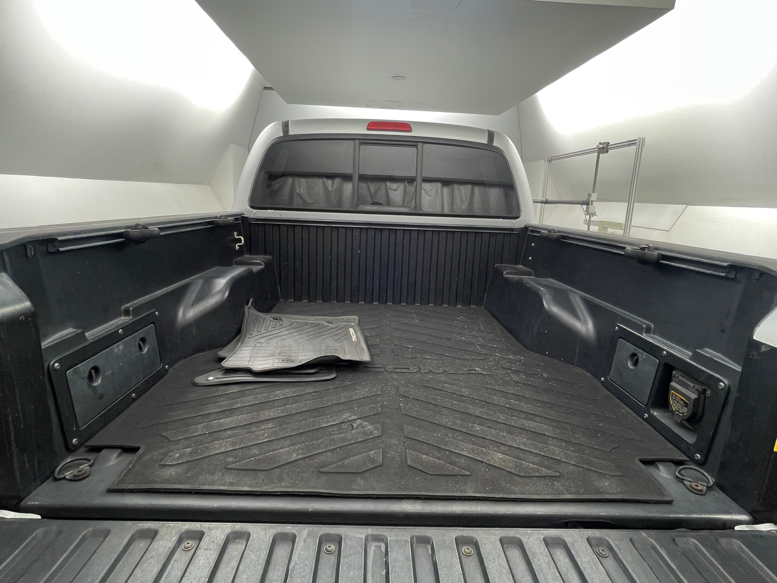 Thumbnail: 2013 Toyota Tacoma - 7