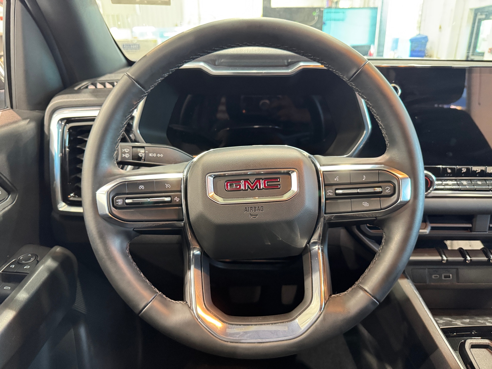 Thumbnail: 2024 GMC Canyon - 5
