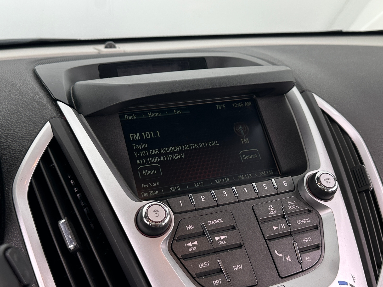 Thumbnail: 2017 GMC Terrain - 3