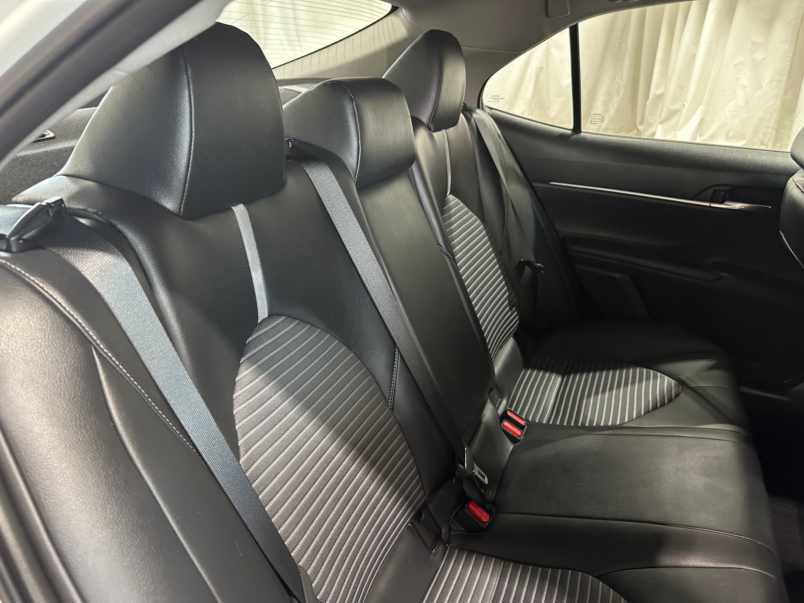 Thumbnail: 2018 Toyota Camry - 5