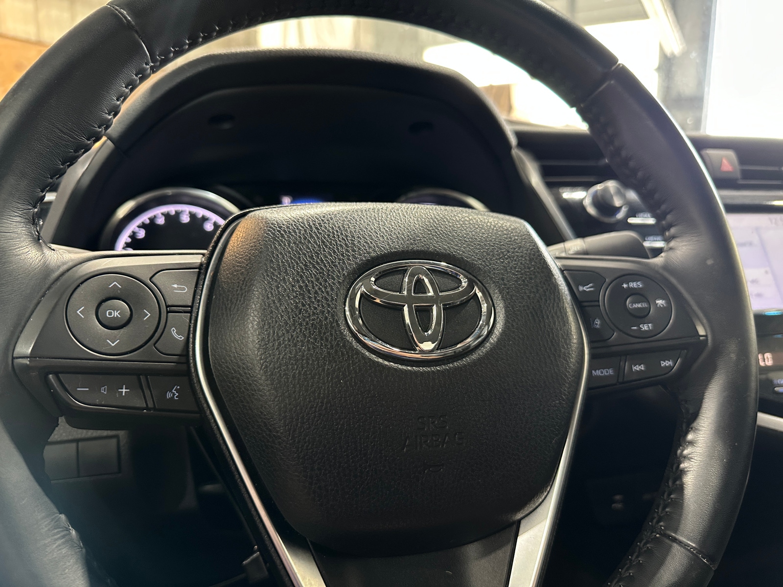 Thumbnail: 2018 Toyota Camry - 4