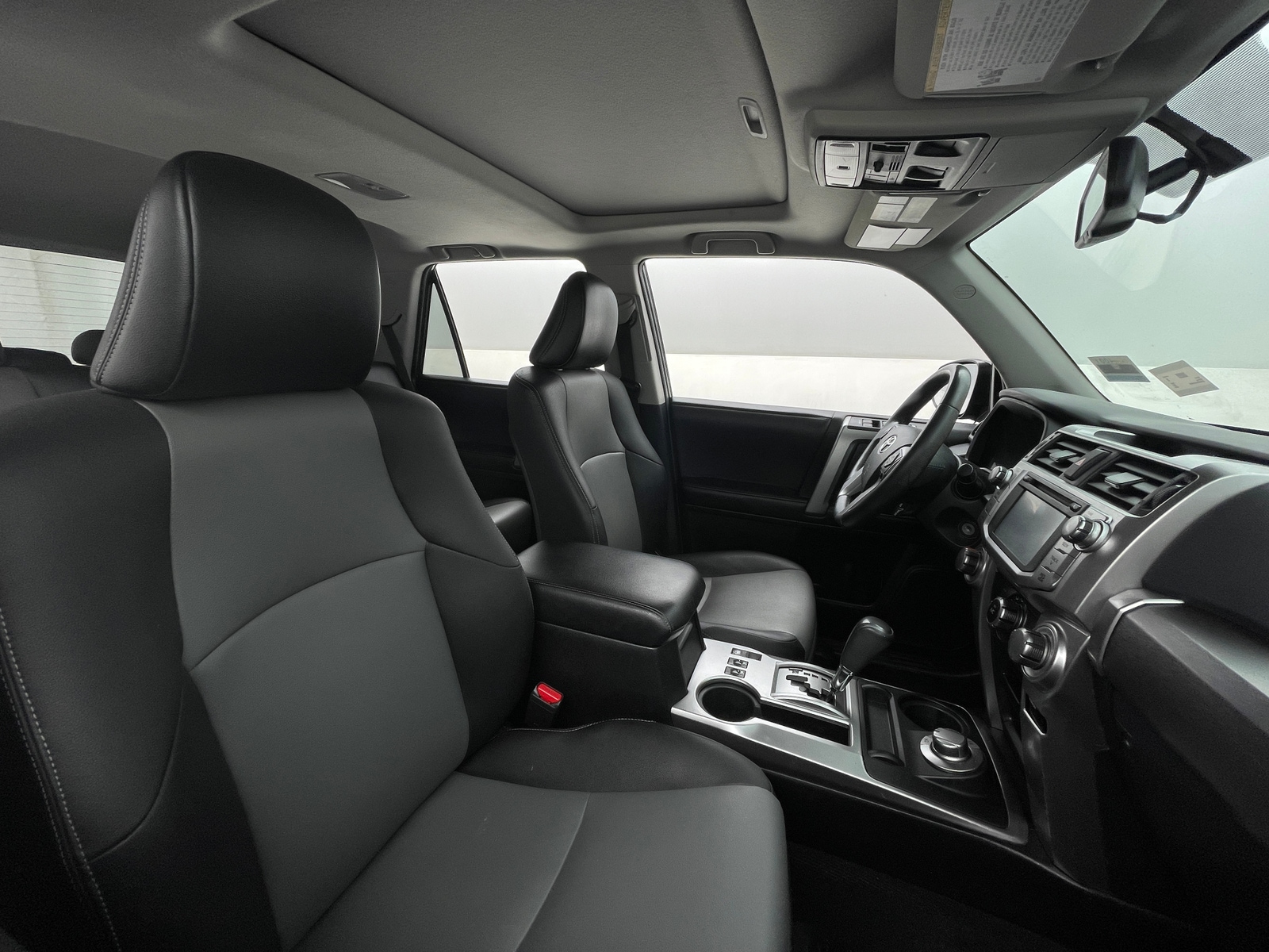 Thumbnail: 2016 Toyota 4Runner - 2