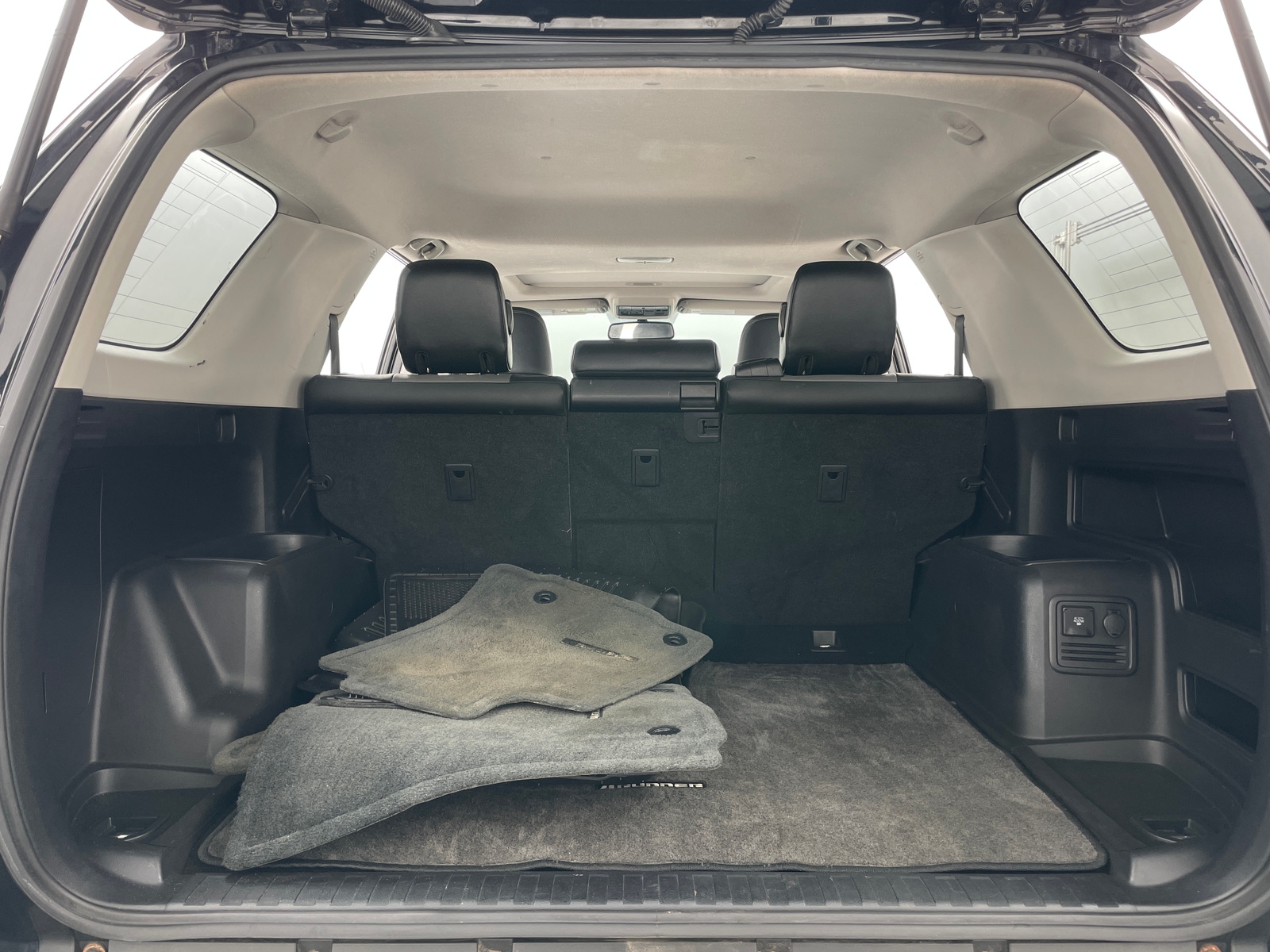 Thumbnail: 2016 Toyota 4Runner - 7