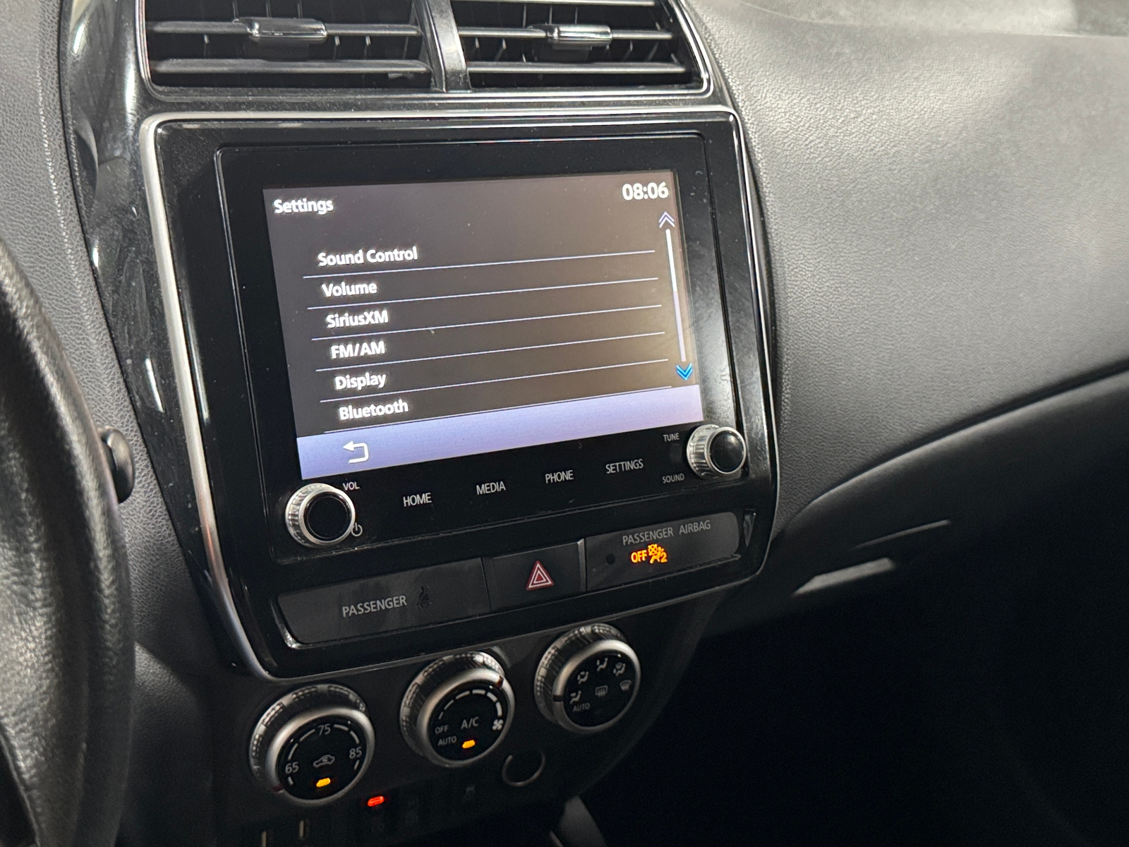 Thumbnail: 2021 Mitsubishi Outlander Sport - 4