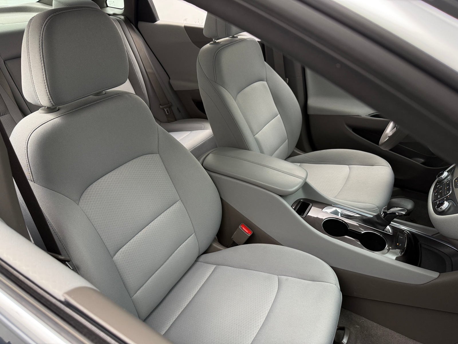 Thumbnail: 2021 Chevrolet Malibu - 2