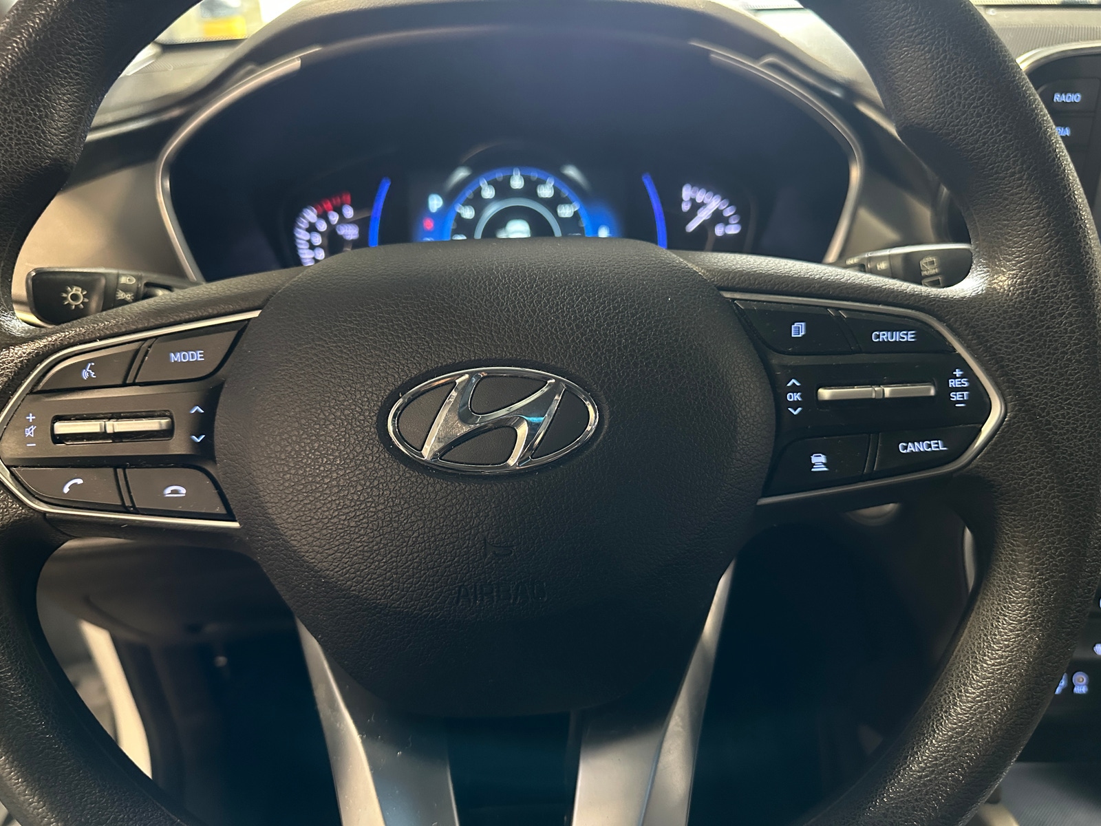 Thumbnail: 2020 Hyundai Santa Fe - 5