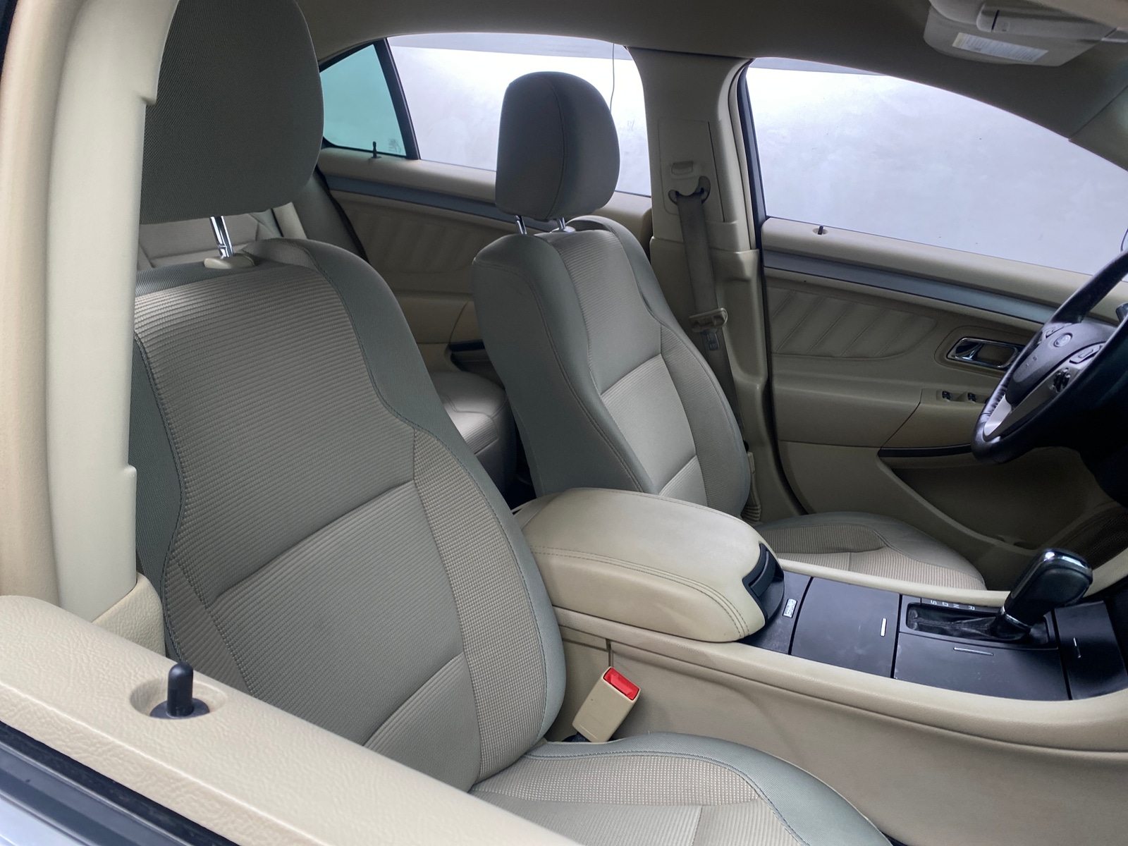 Thumbnail: 2014 Ford Taurus - 2