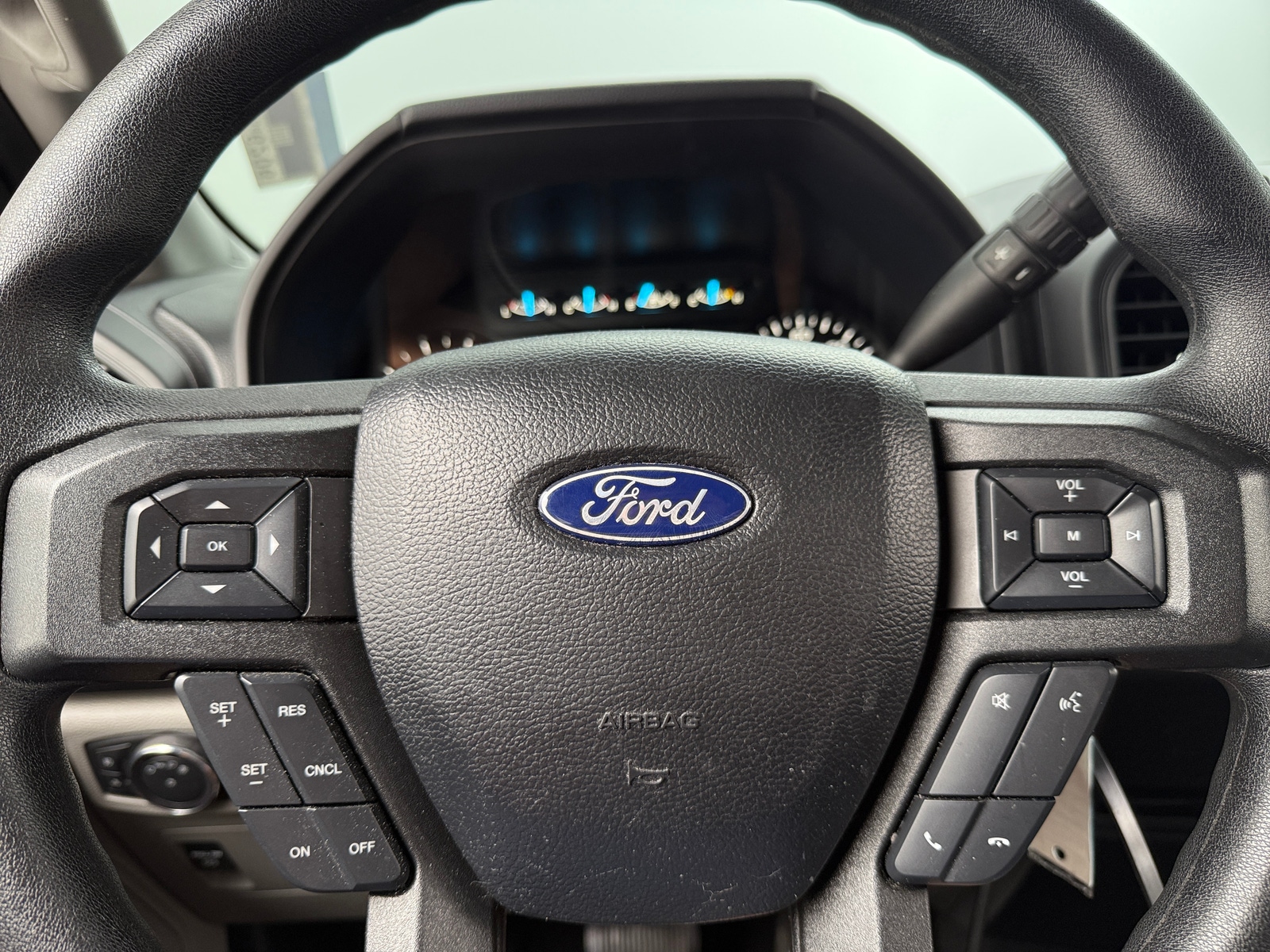 Thumbnail: 2020 Ford Econoline - 5