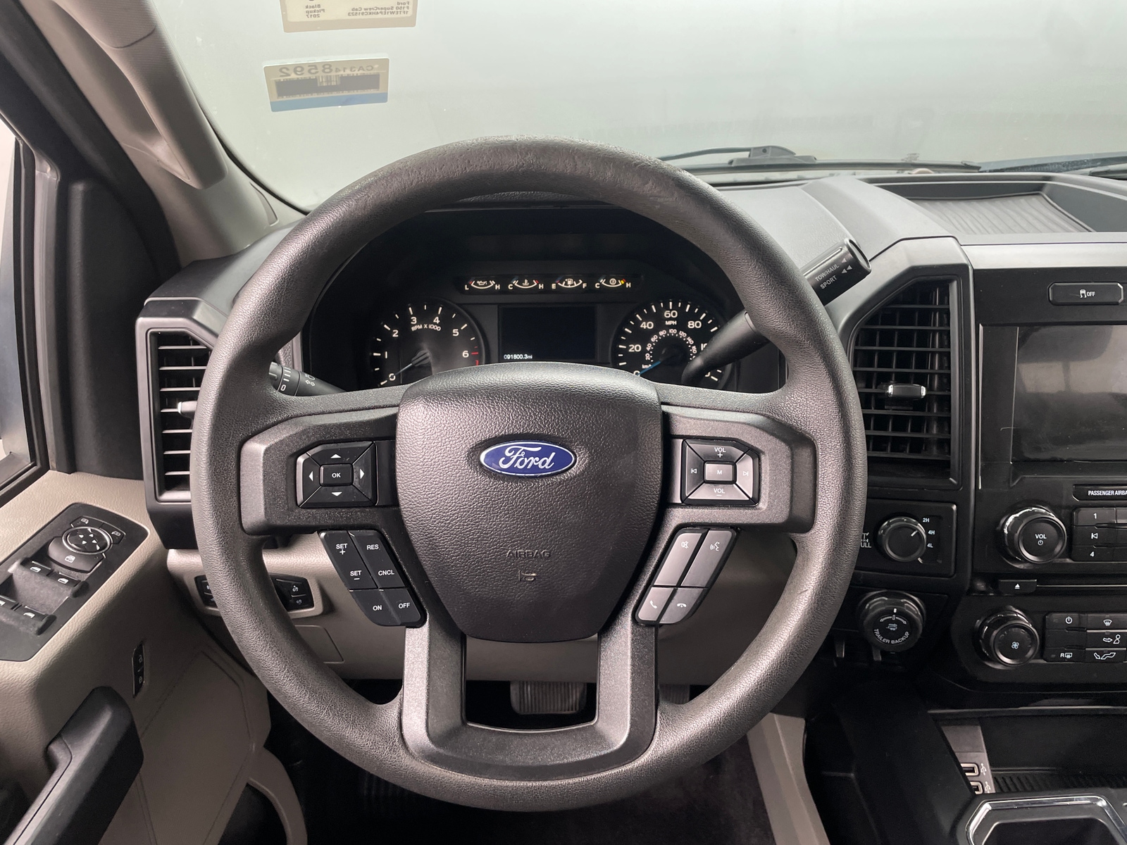 Thumbnail: 2017 Ford Econoline - 5