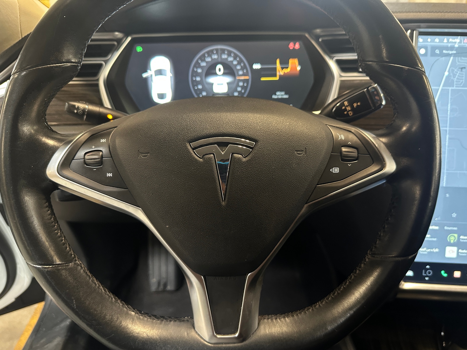 Thumbnail: 2014 Tesla Model S - 4