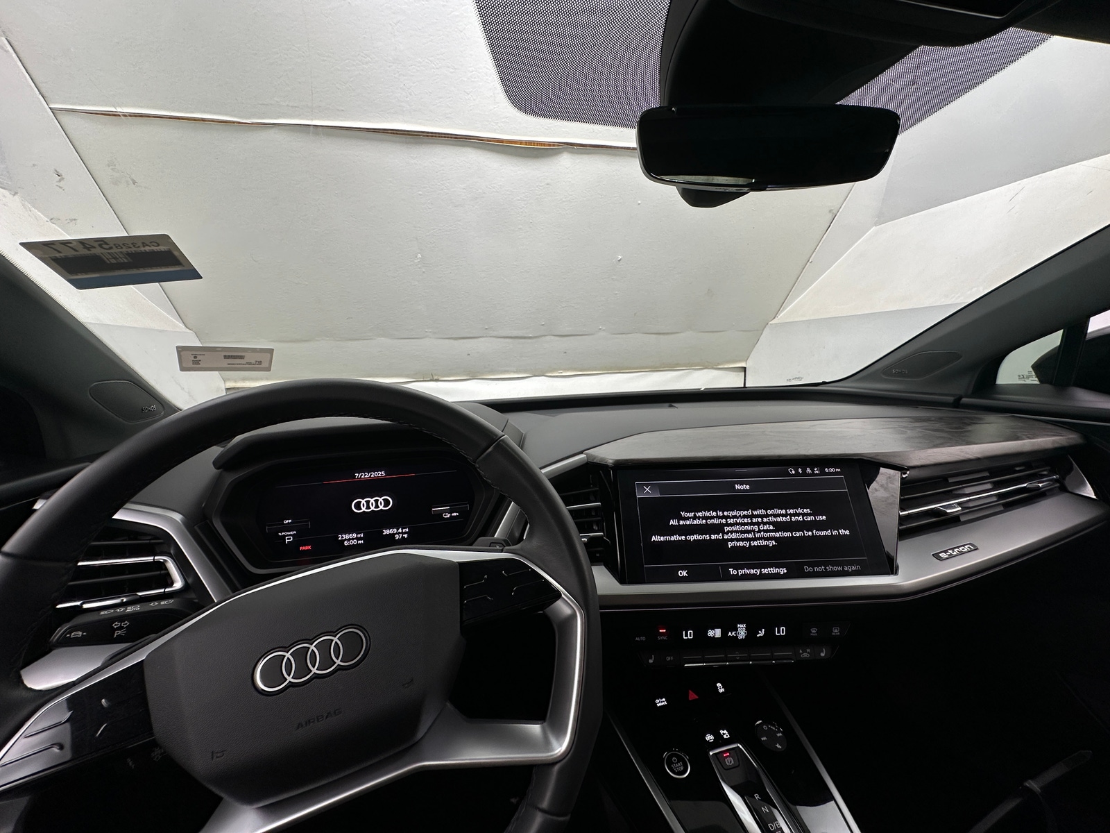 Thumbnail: 2023 Audi Q4 e-tron - 2