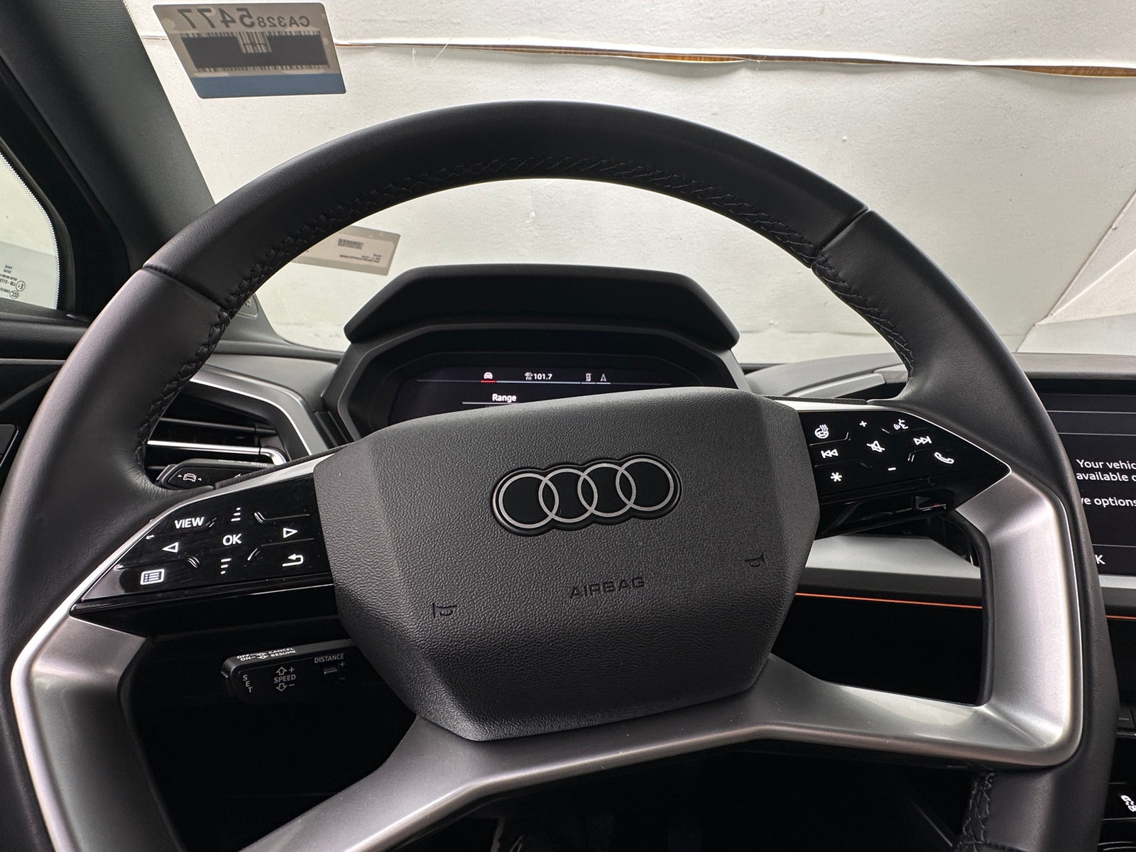Thumbnail: 2023 Audi Q4 e-tron - 4