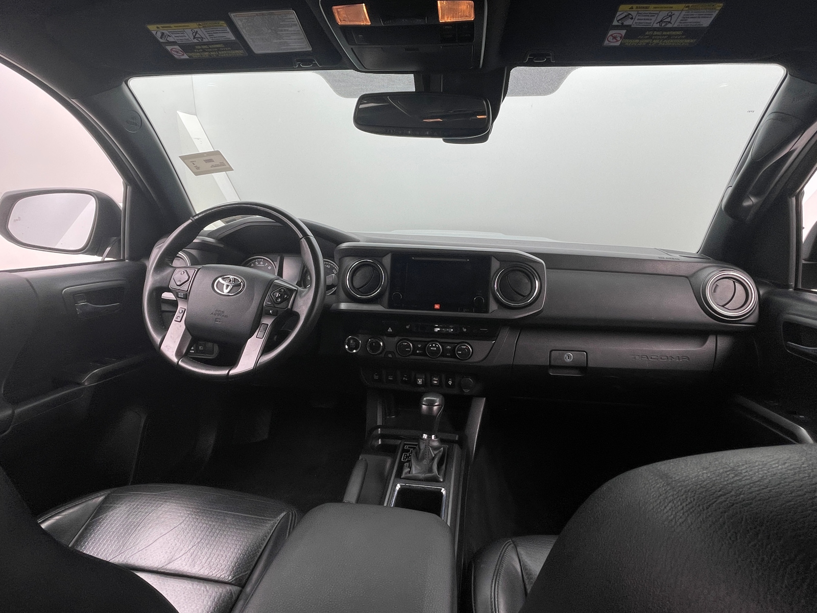 Thumbnail: 2019 Toyota Tacoma - 3
