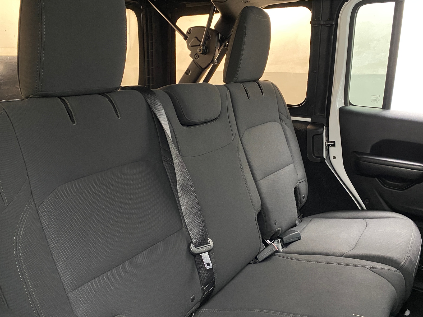Thumbnail: 2018 Jeep Wrangler - 6