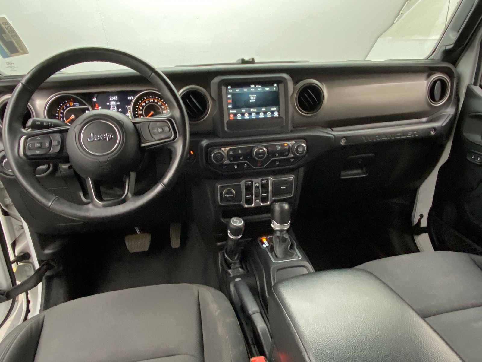 Thumbnail: 2018 Jeep Wrangler - 3