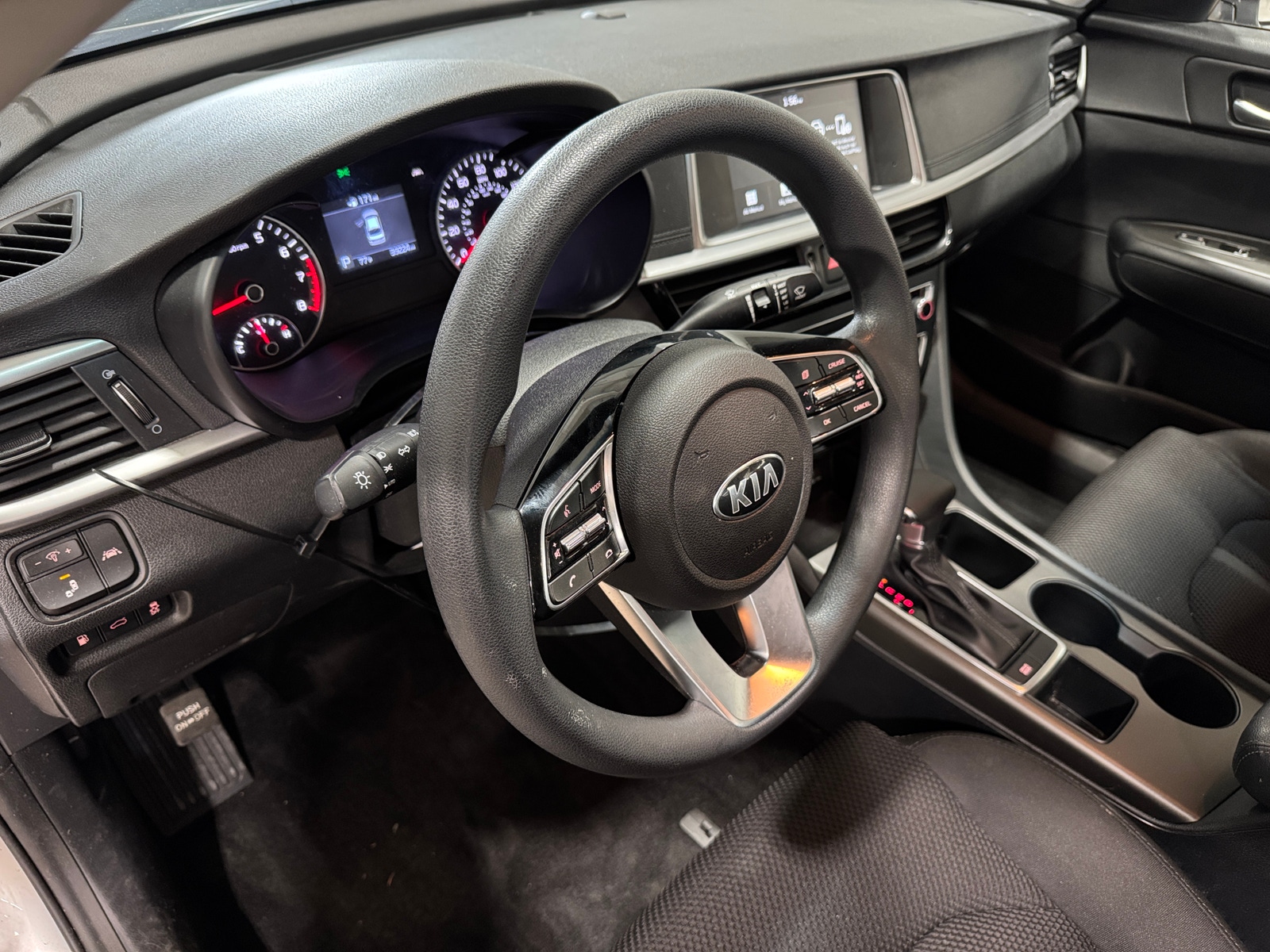 Thumbnail: 2020 Kia Optima - 3