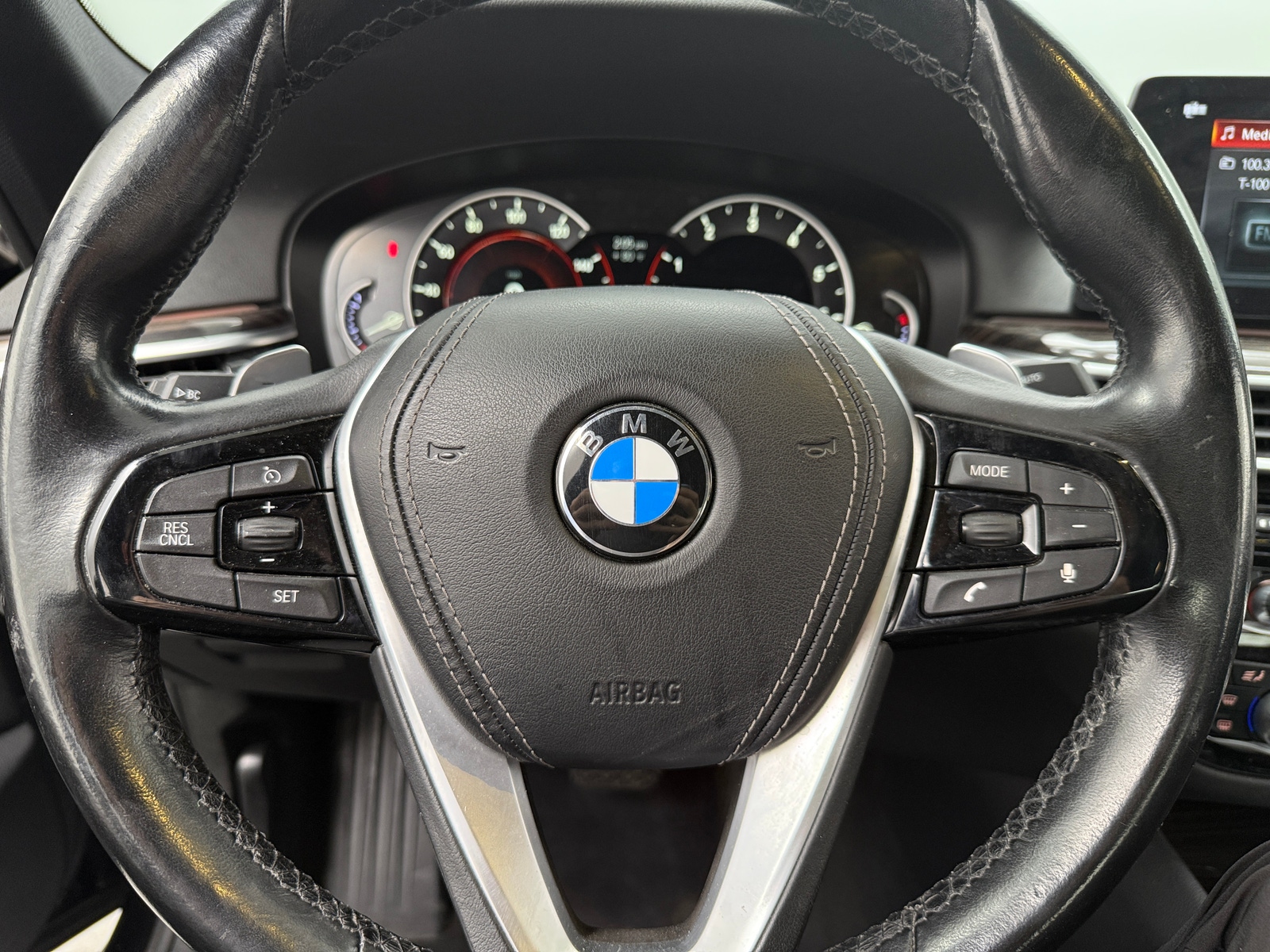Thumbnail: 2017 BMW 5 Series - 4