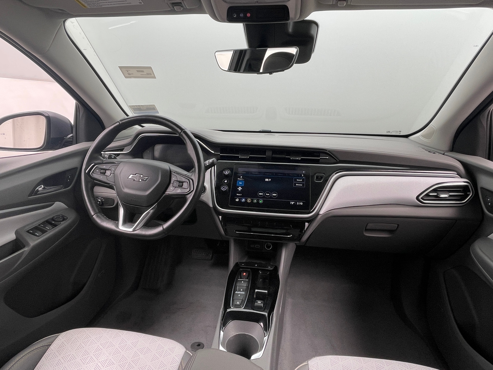 Thumbnail: 2022 Chevrolet Bolt EUV - 2